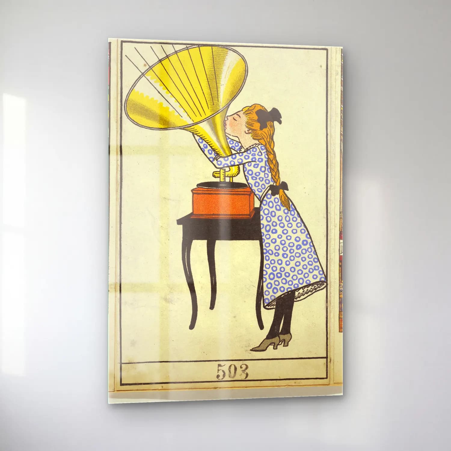 Vintage Kitap Okuyan Kadın cam tablo — sol açıdan görünüm