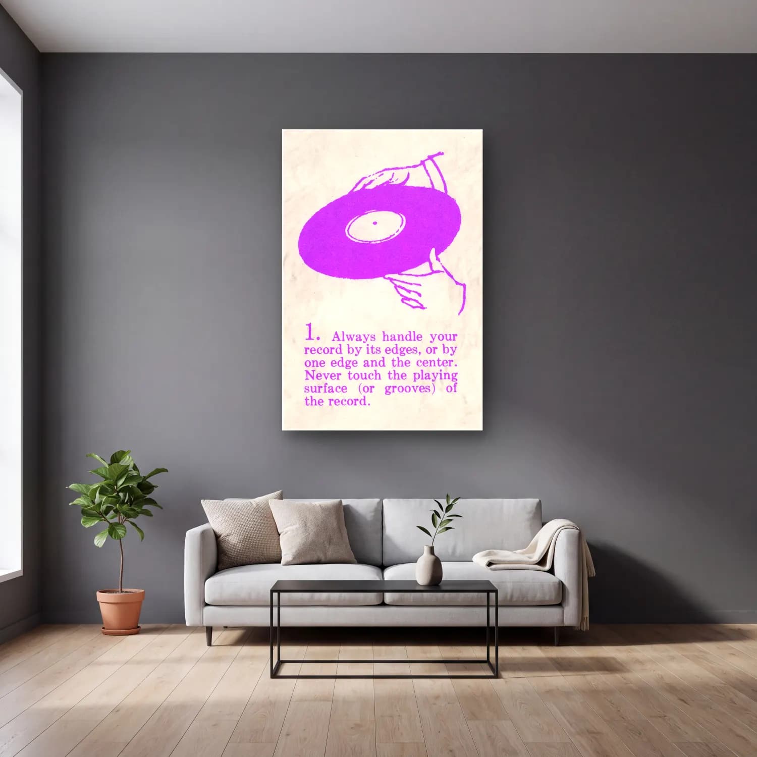 Vintage Poster Plak – Mor Tonlar cam tablo — gri duvarlı salonda