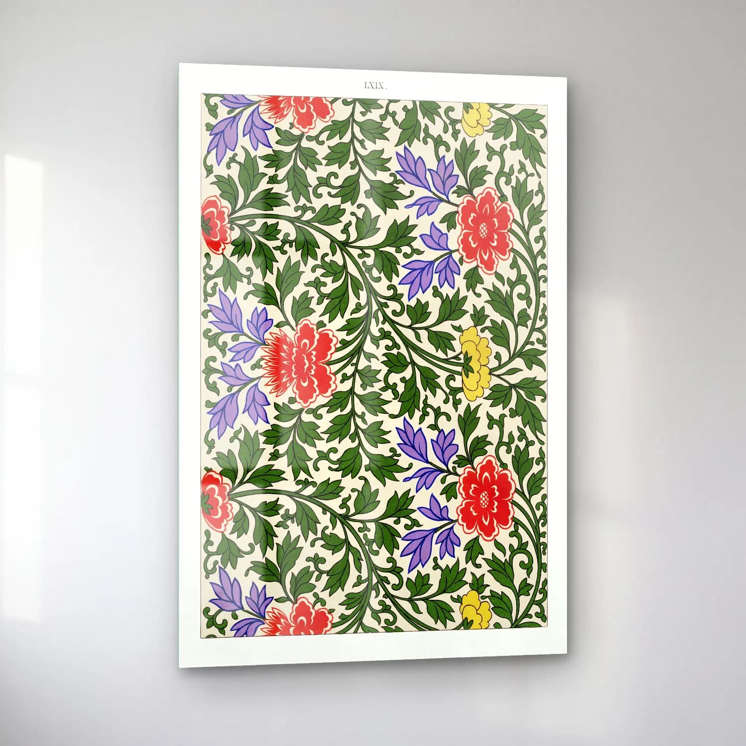 Maksimalist Çiçek Deseni No. 61 cam tablo — sol açıdan görünüm