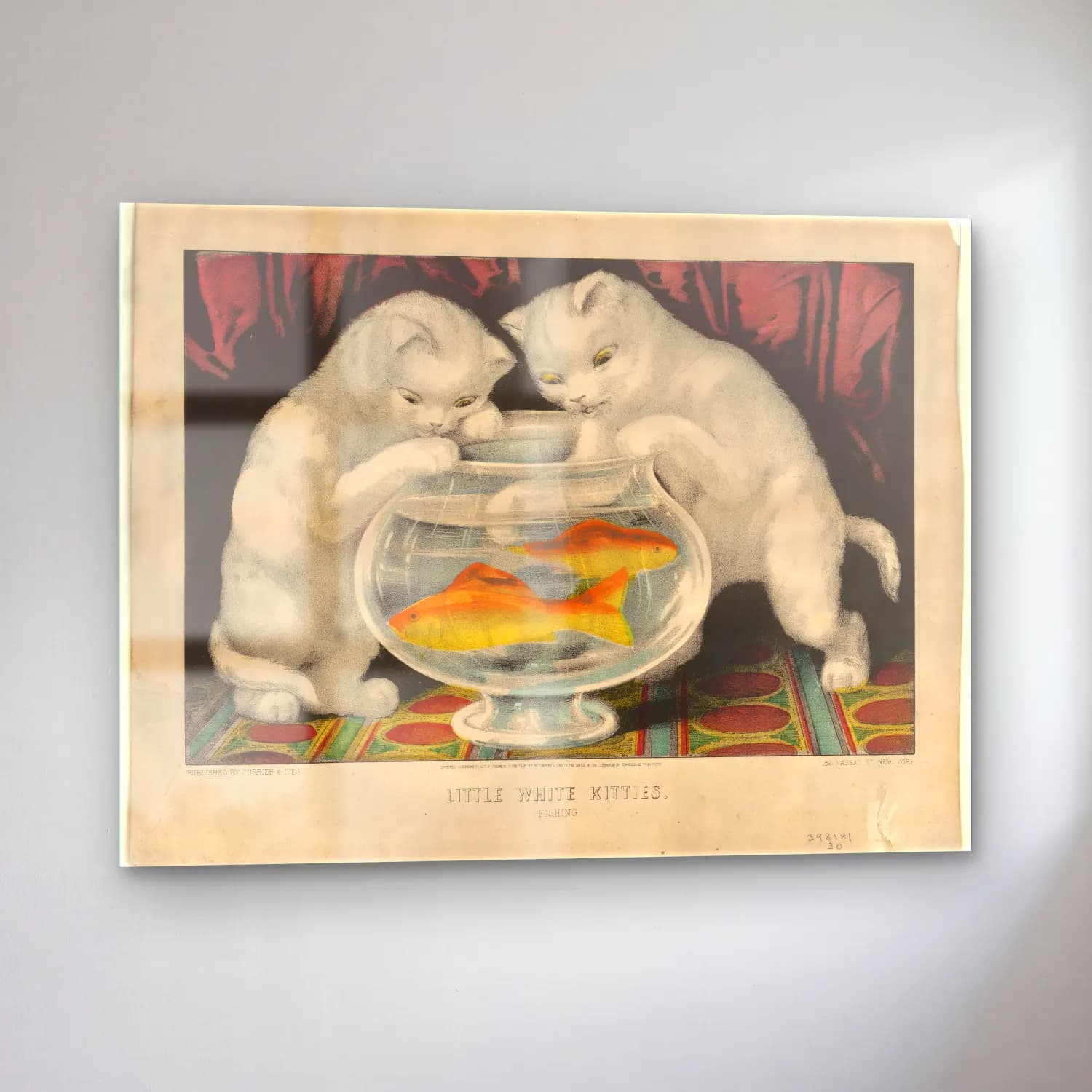 Vintage Balık No. 35 cam tablo — sol açıdan görünüm