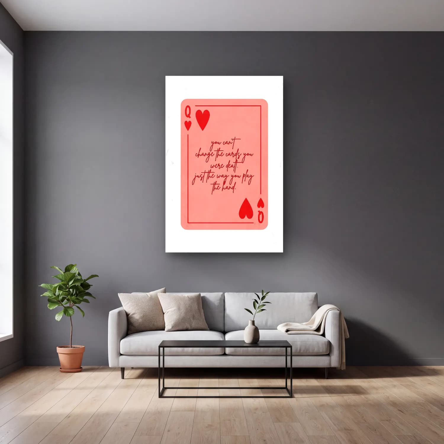 Pop Art Söz Posteri cam tablo — gri duvarlı salonda