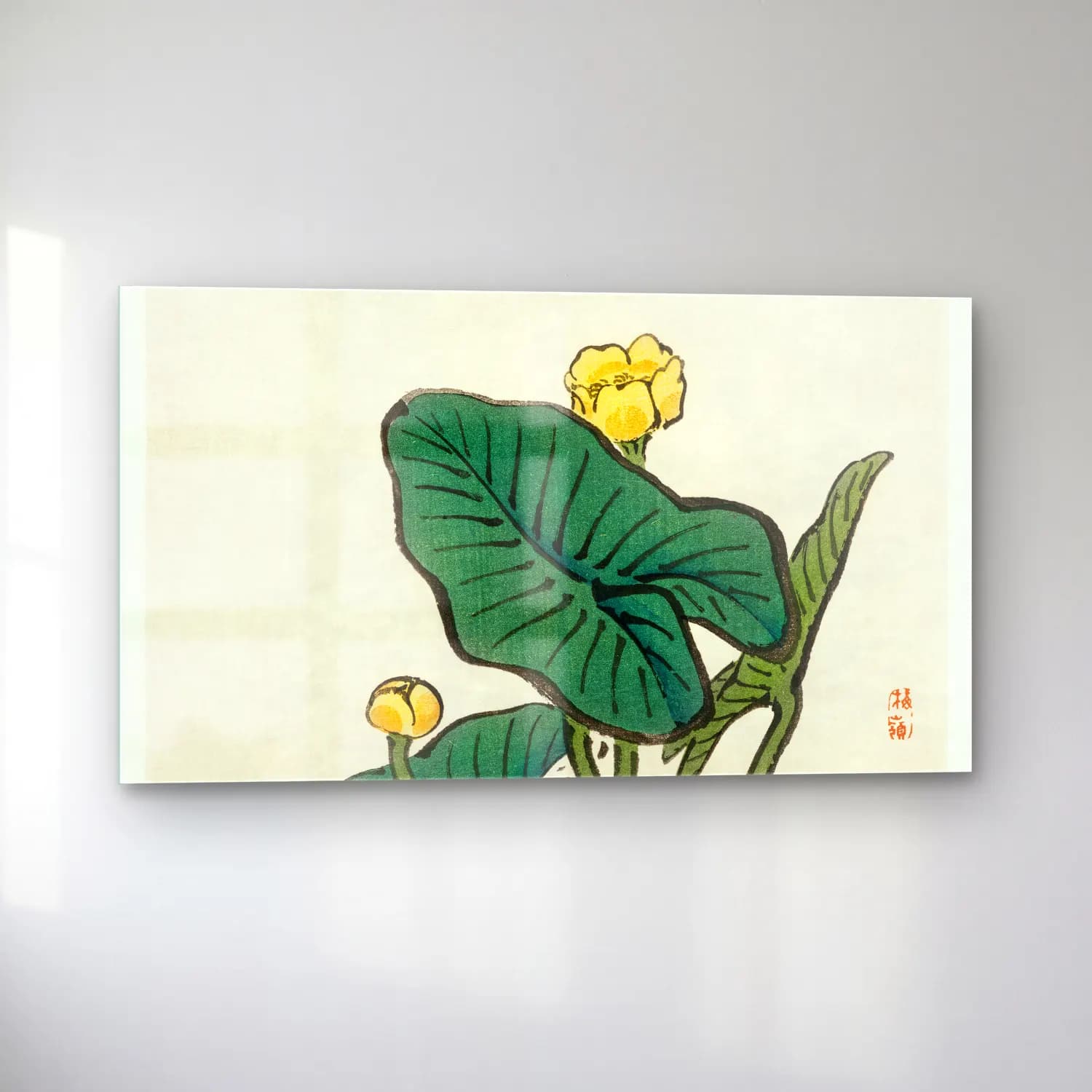 Botanik İllüstrasyon Lotus Çiçekleri – Sarı Tonlar cam tablo — sol açıdan görünüm