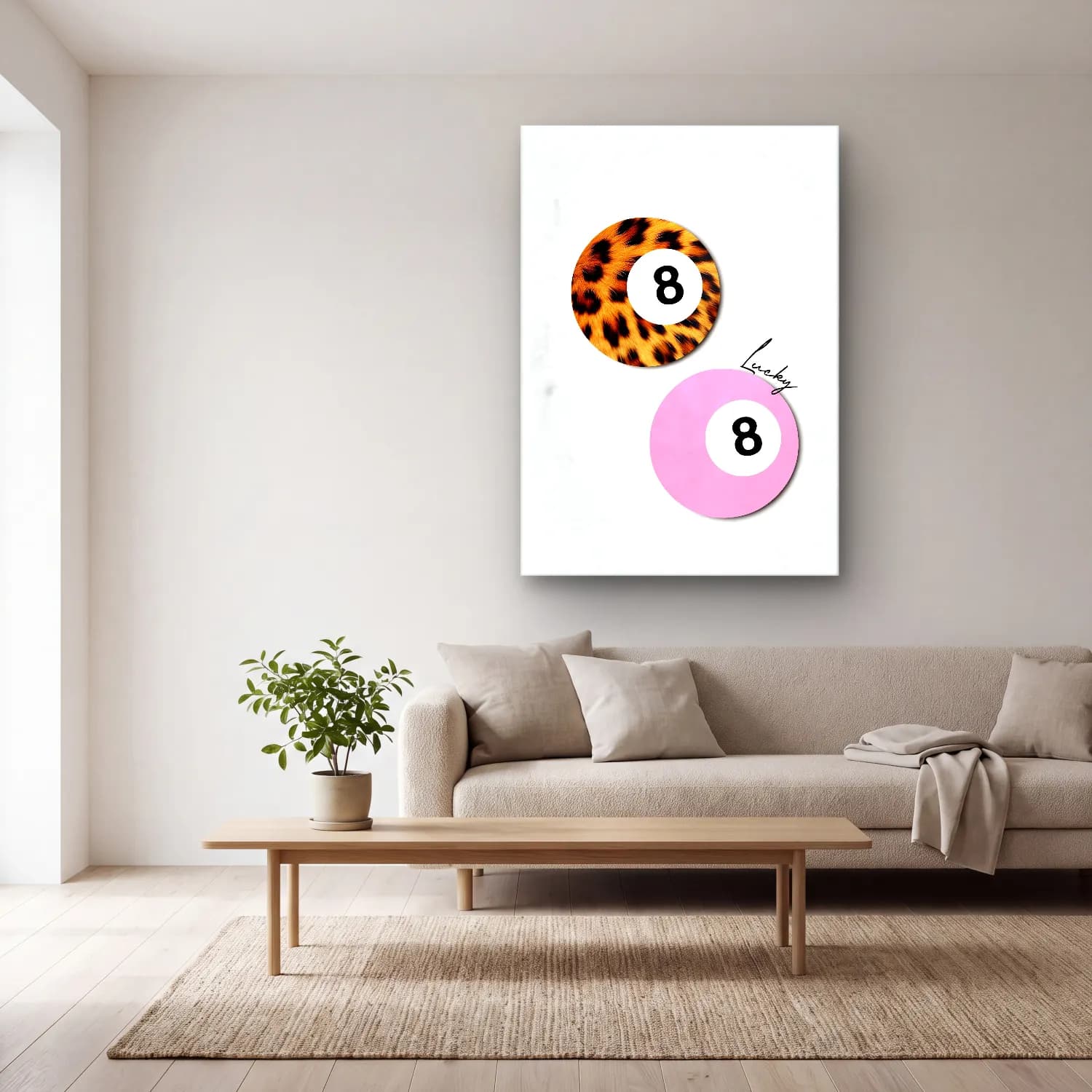 Pastel Leopar No. 5 cam tablo — açık renk salonda