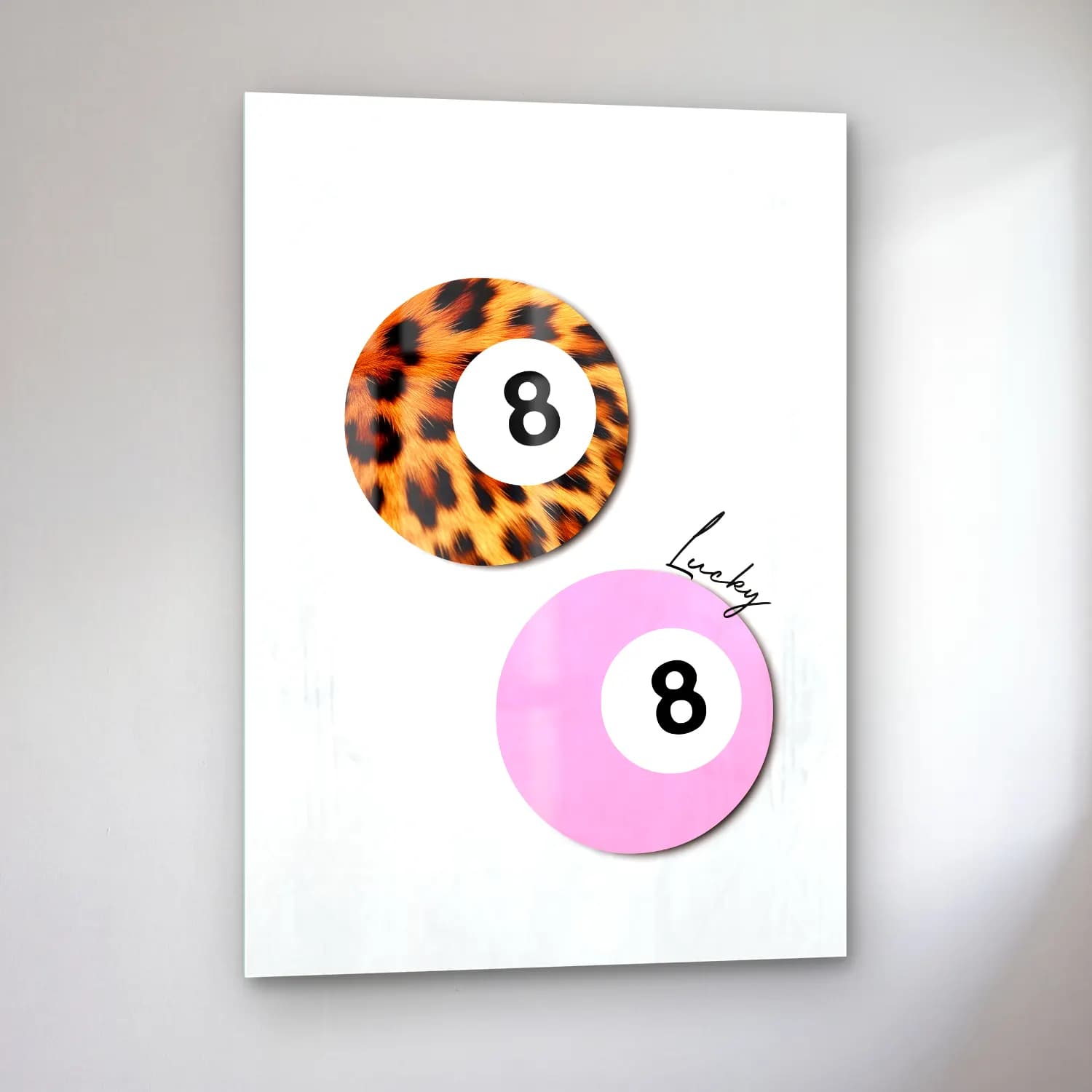 Pastel Leopar No. 5 cam tablo — sol açıdan görünüm