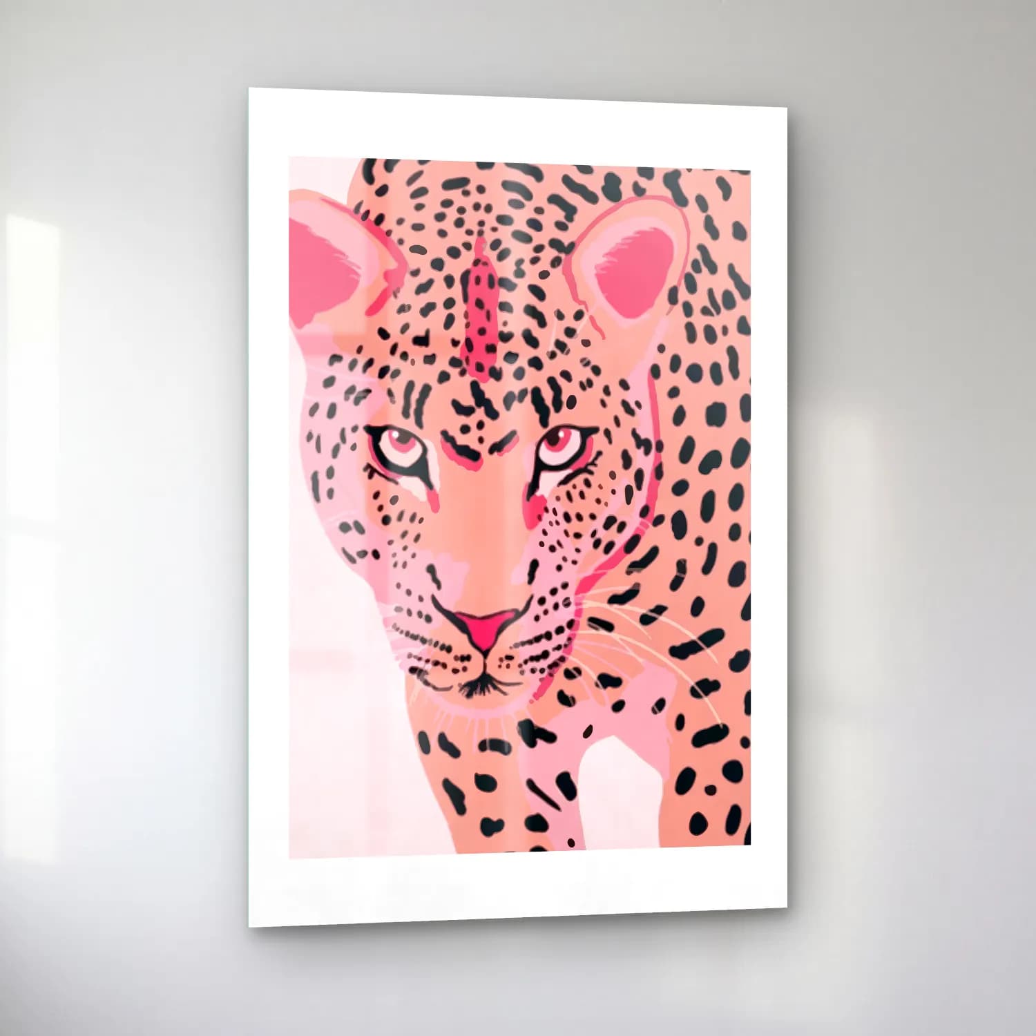 Pastel Leopar No. 6 cam tablo — sol açıdan görünüm