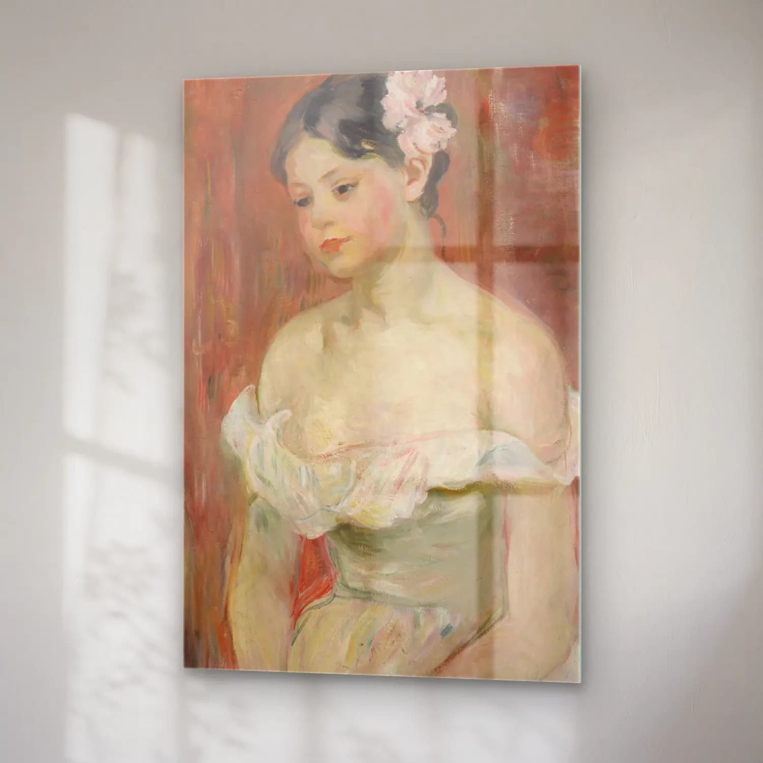 Berthe Morisot – Jeune fille au décolleté, la fleur aux cheveux cam tablo — sağ açıdan görünüm