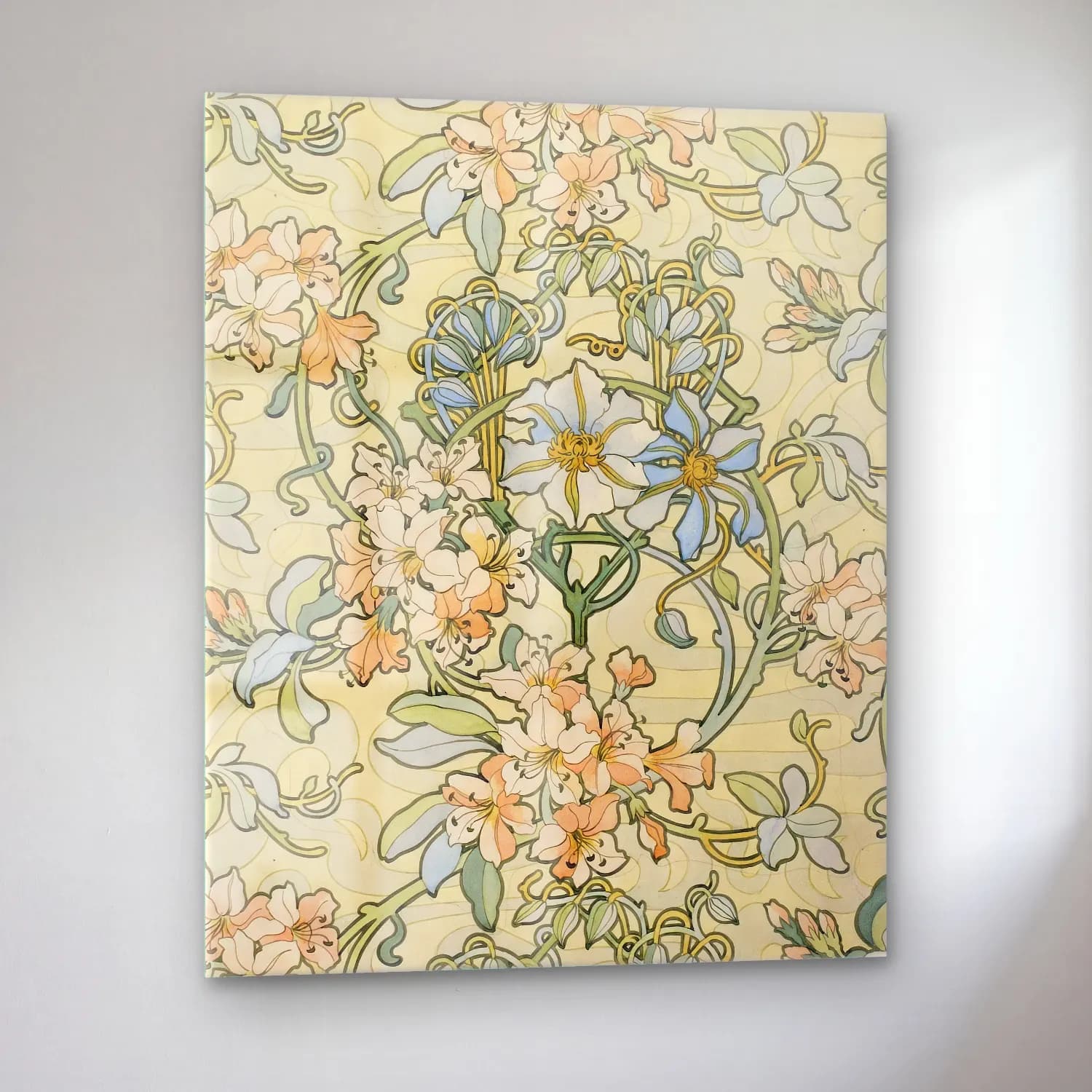 Pastel Çiçek Deseni No. 27 cam tablo — sol açıdan görünüm