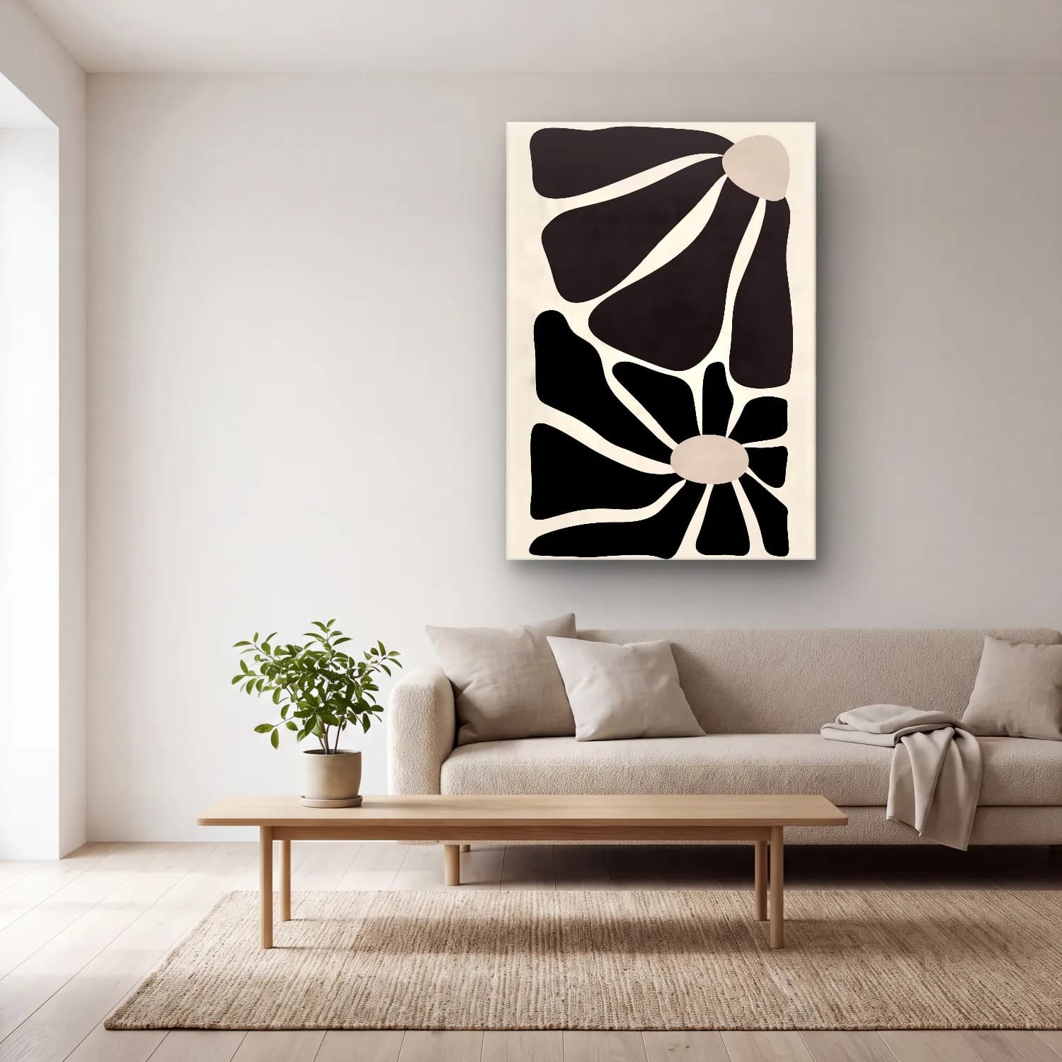 Siyah Beyaz Çiçek Deseni No. 12 cam tablo — açık renk salonda