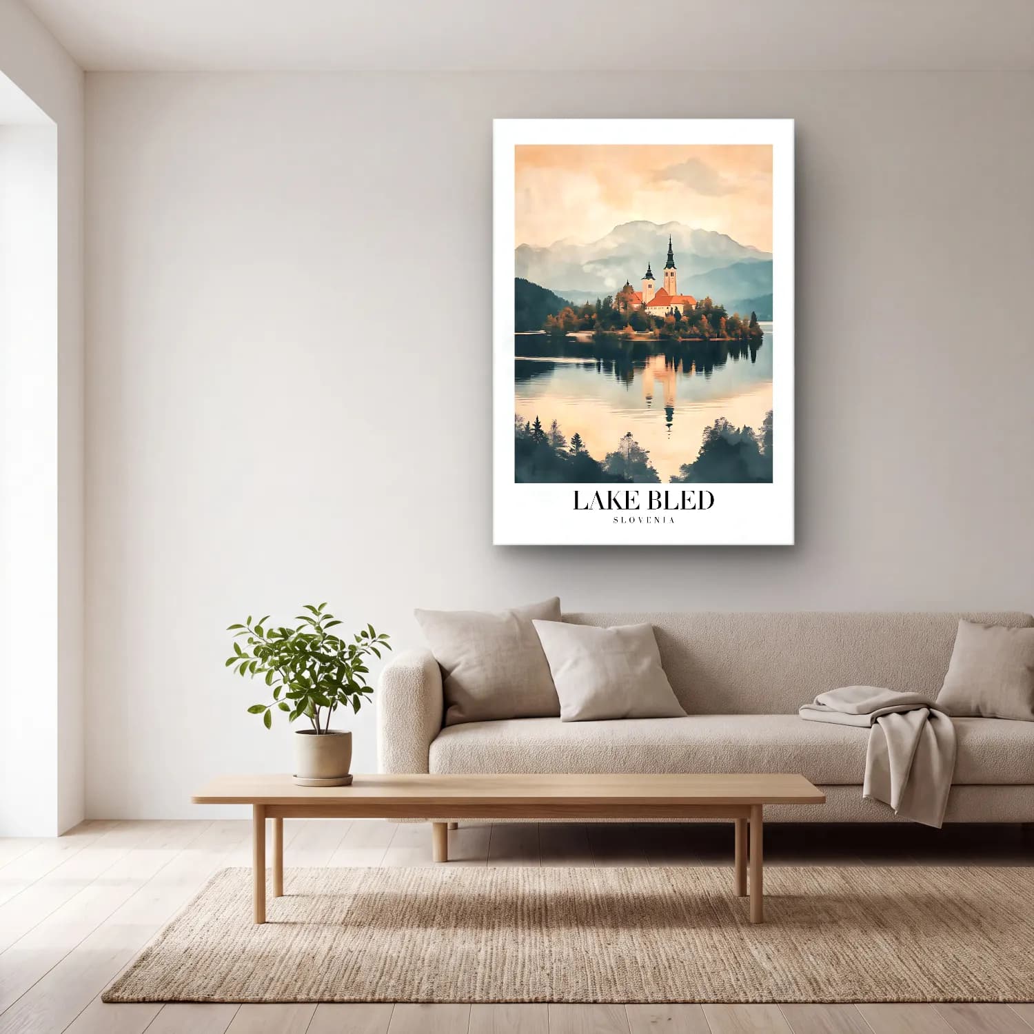Pastel Katedral No. 13 cam tablo — açık renk salonda
