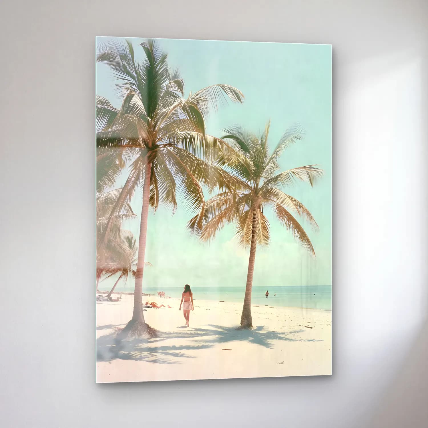 Pastel Palmiyeli Tropik Sahil No. 9 cam tablo — sol açıdan görünüm