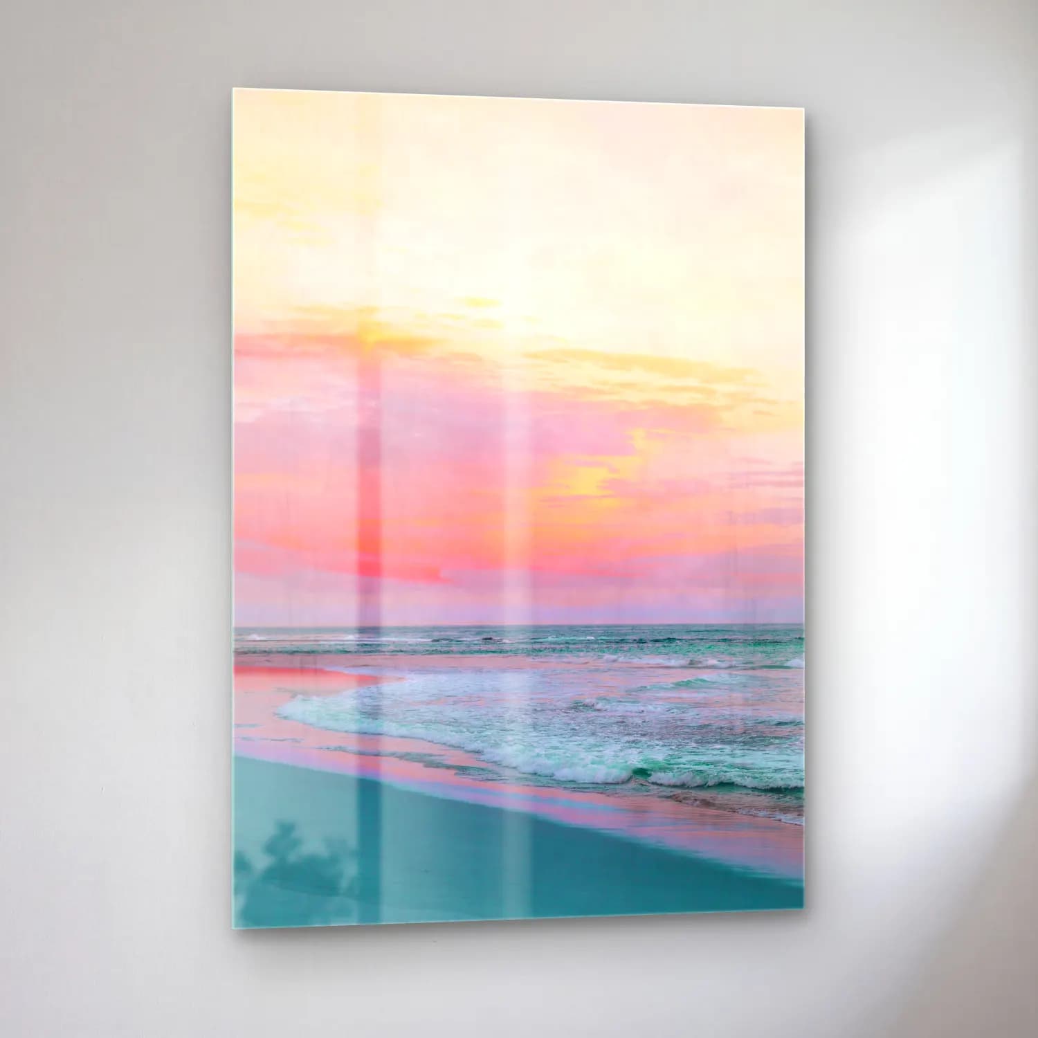 Pastel Dalgalı Sahil No. 12 cam tablo — sol açıdan görünüm