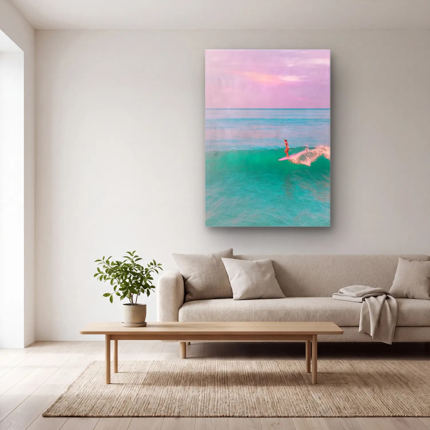 Pastel Sörf No. 3 cam tablo — açık renk salonda