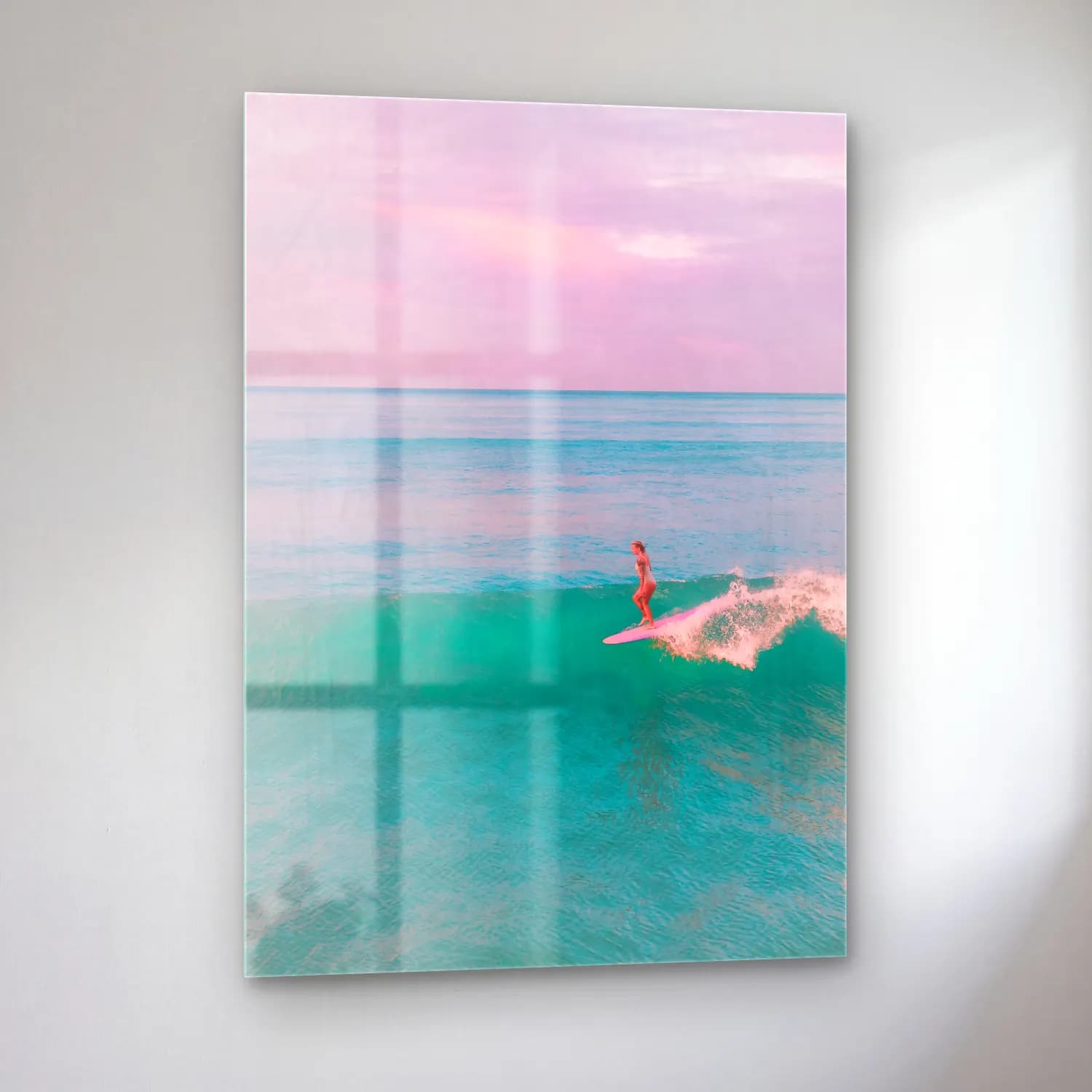 Pastel Sörf No. 3 cam tablo — sol açıdan görünüm