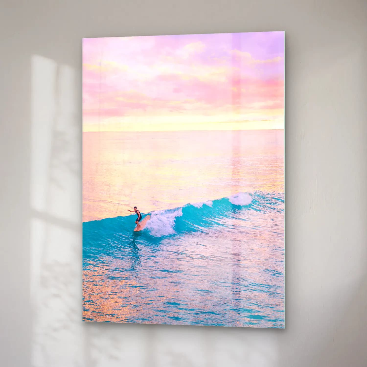 Pastel Sörf No. 5 cam tablo — sağ açıdan görünüm