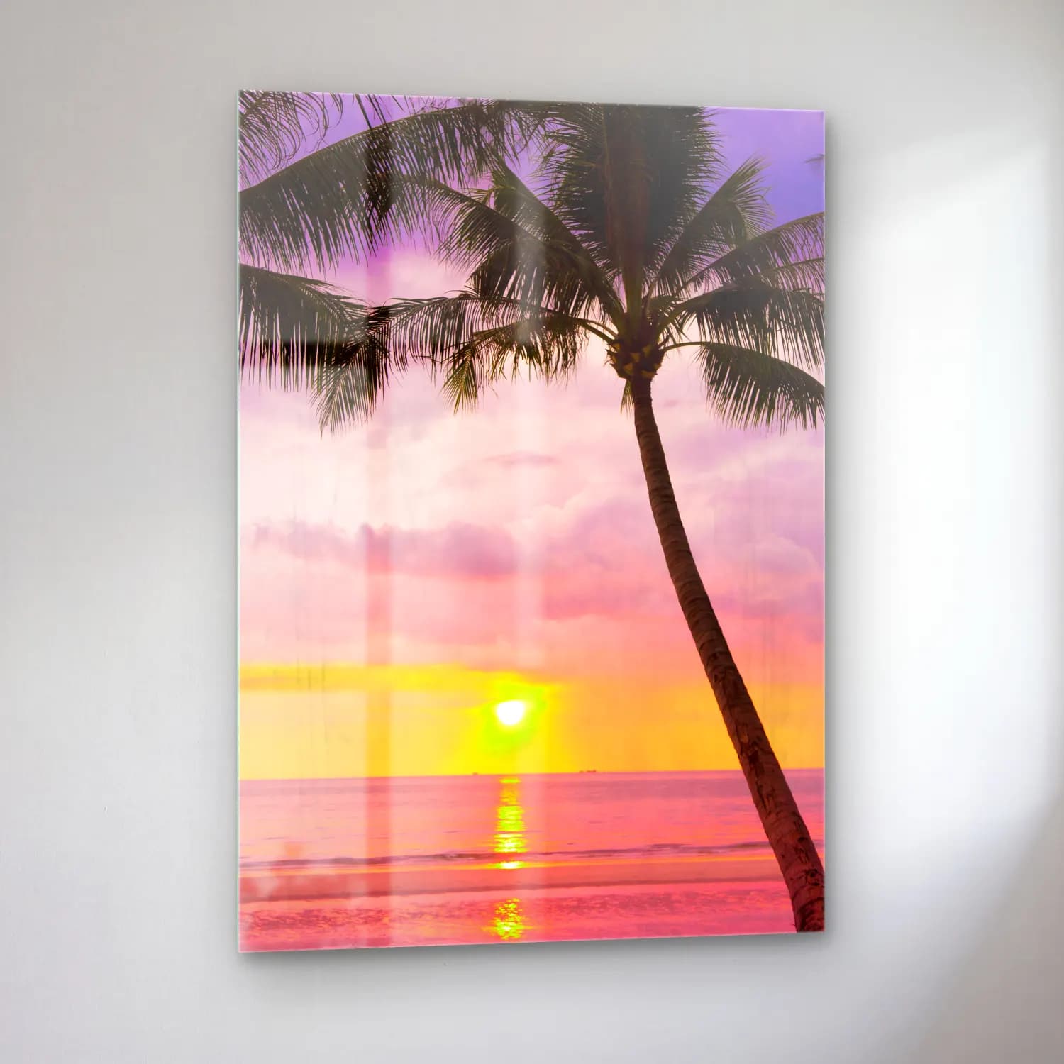 Pastel Palmiyeli Tropik Sahil No. 18 cam tablo — sol açıdan görünüm