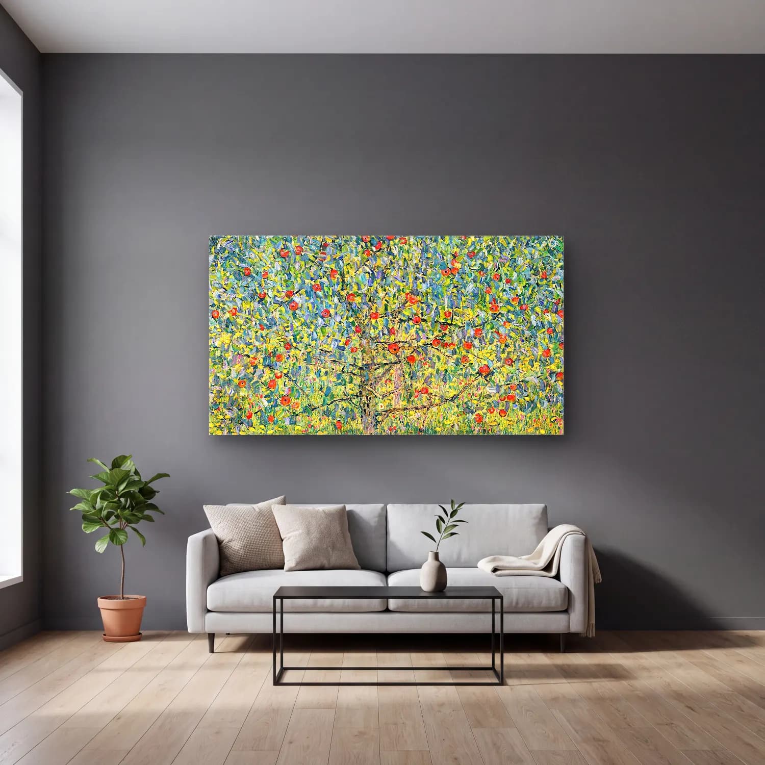 Gustav Klimt – Apple Tree cam tablo — gri duvarlı salonda