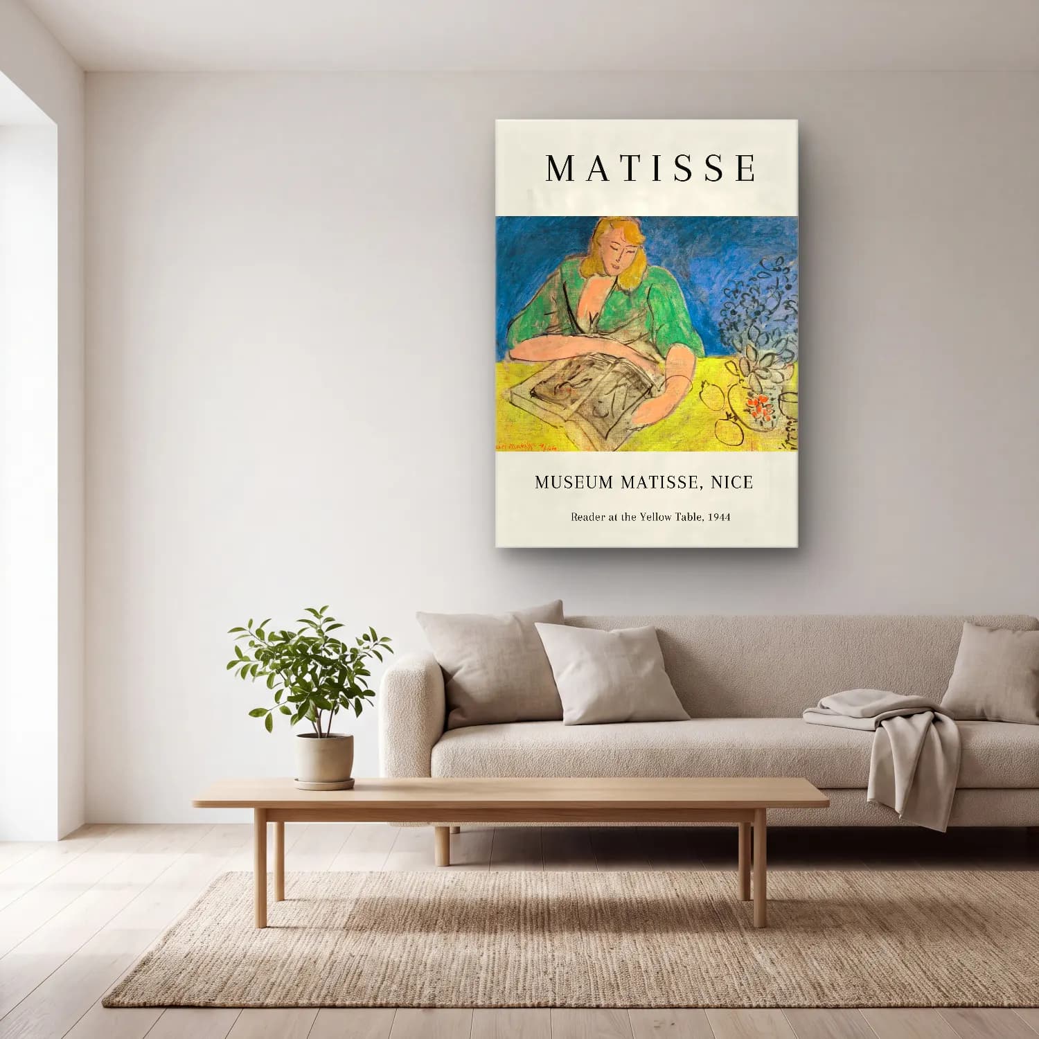 Vintage Poster Kitap Okuyan Kadın No. 15 cam tablo — açık renk salonda