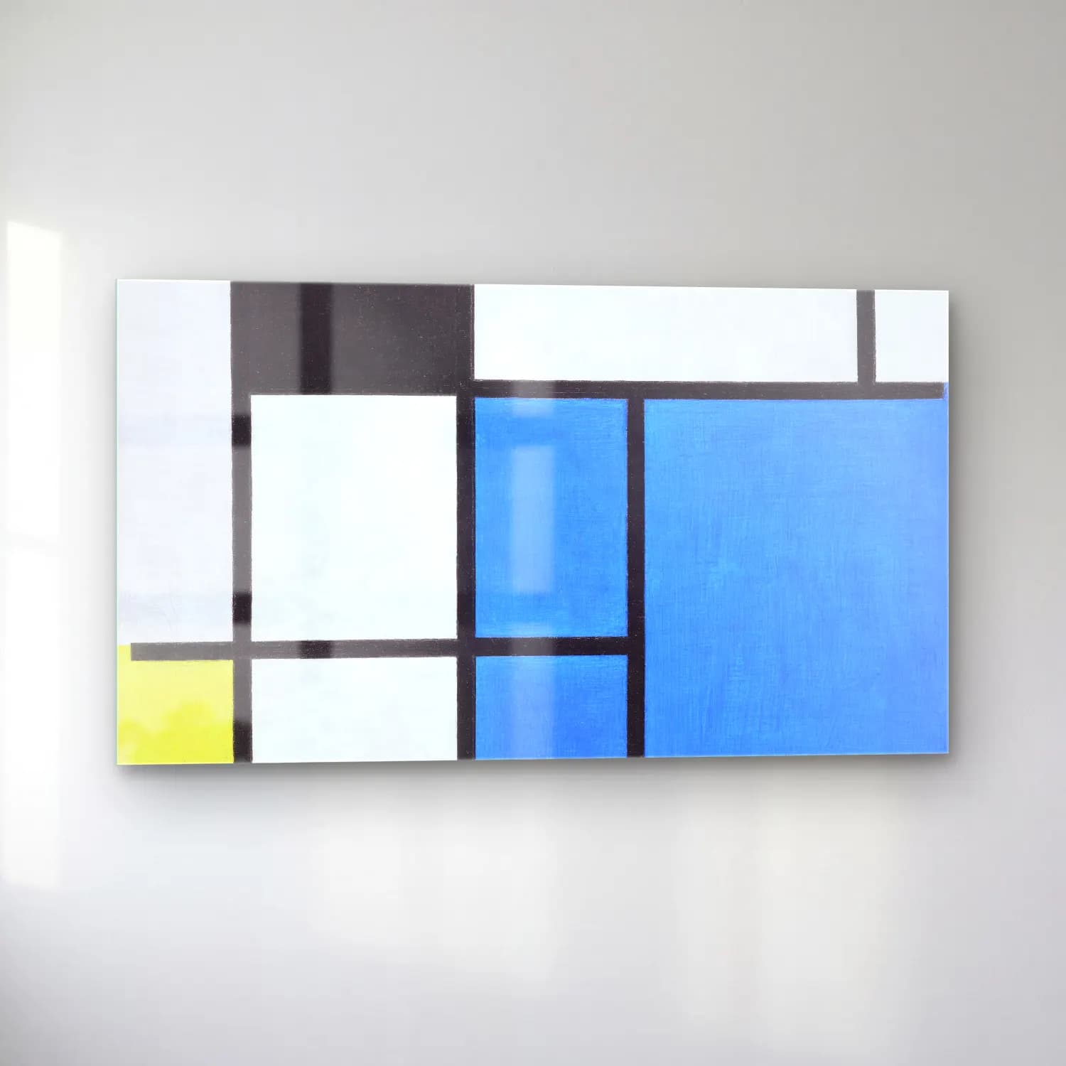 Piet Mondrian – Composition with Large Blue Plane, Red, Black, Yellow, and… cam tablo — sol açıdan görünüm