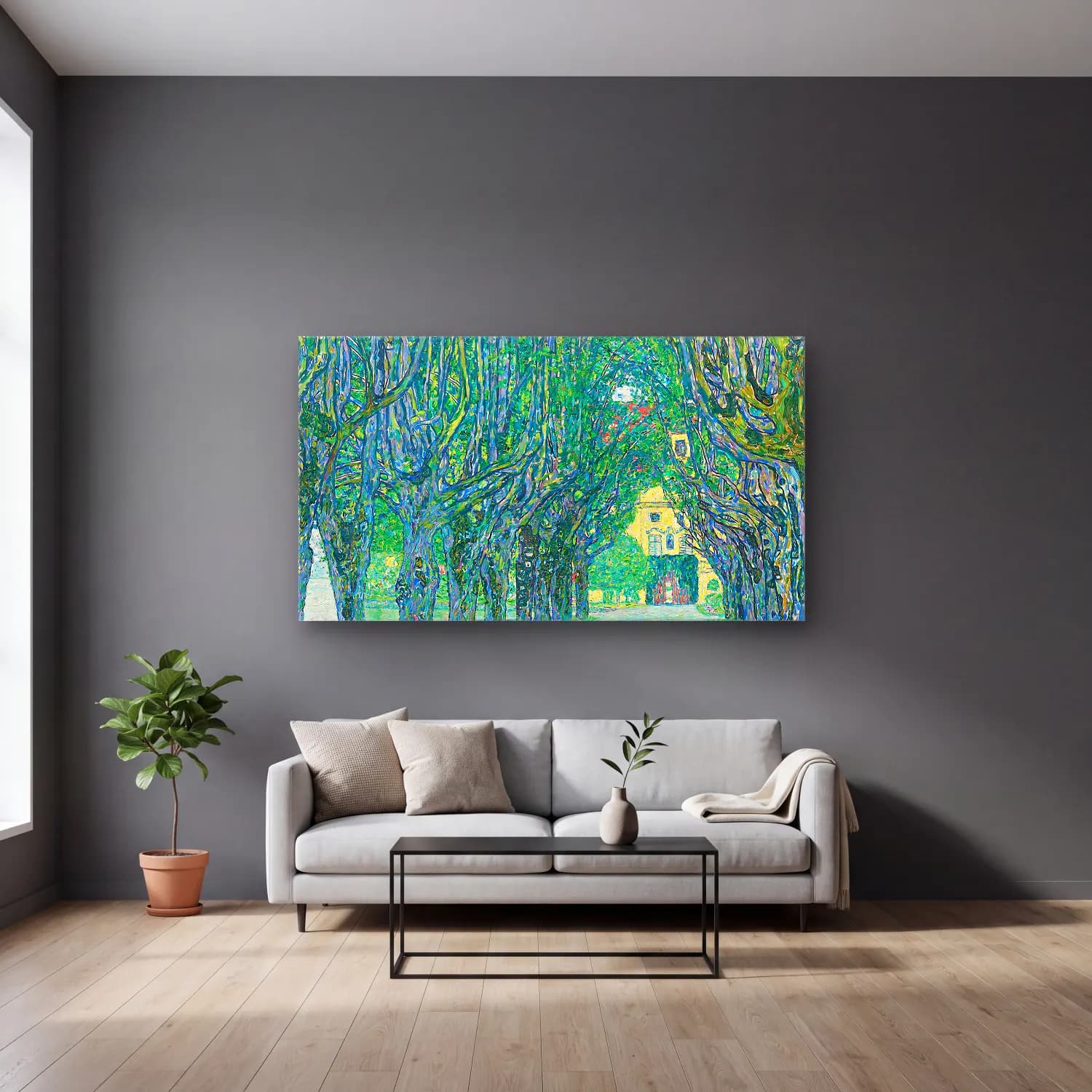 Gustav Klimt – Avenue-Gustav Klimt cam tablo — gri duvarlı salonda
