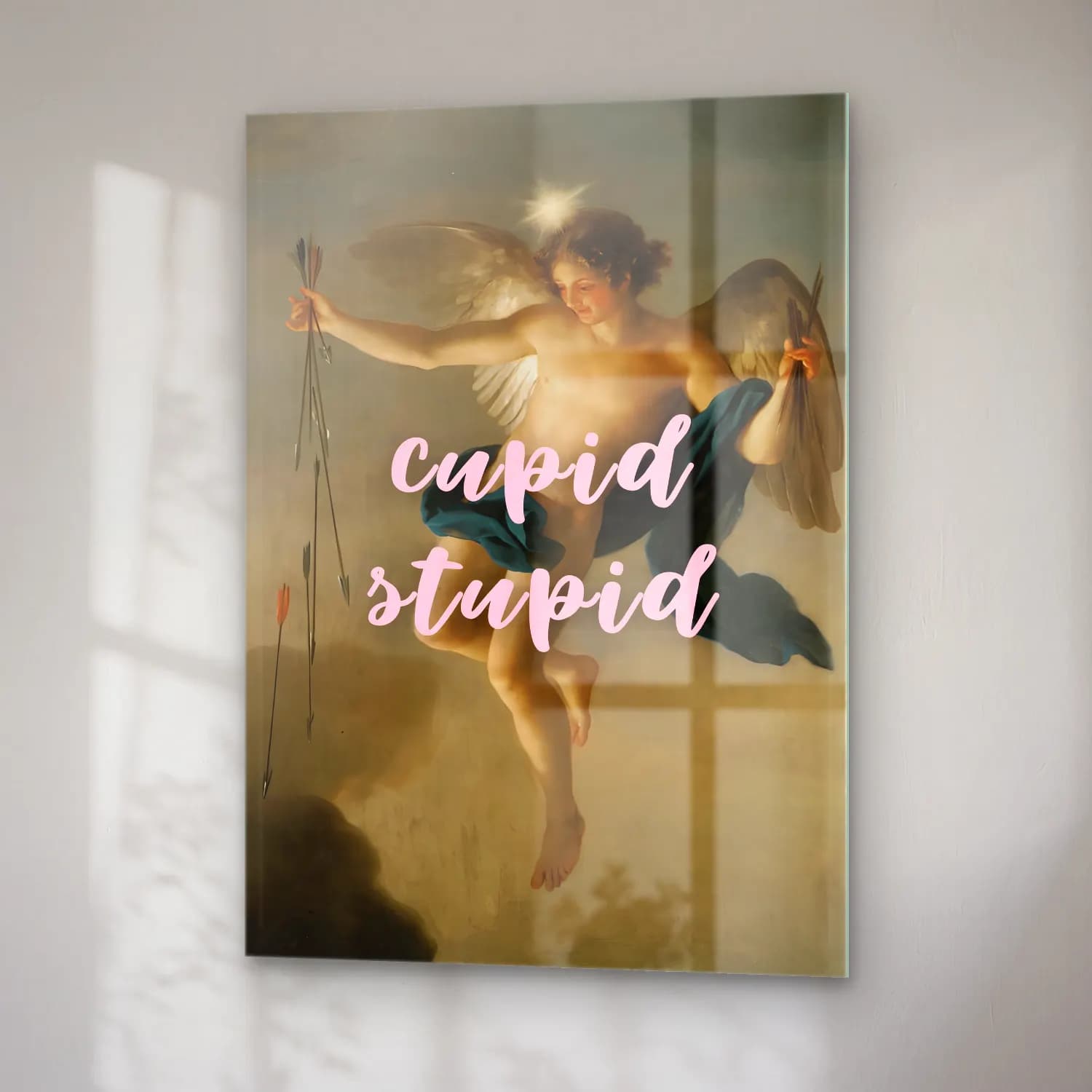 Pastel Melek No. 5 cam tablo — sağ açıdan görünüm