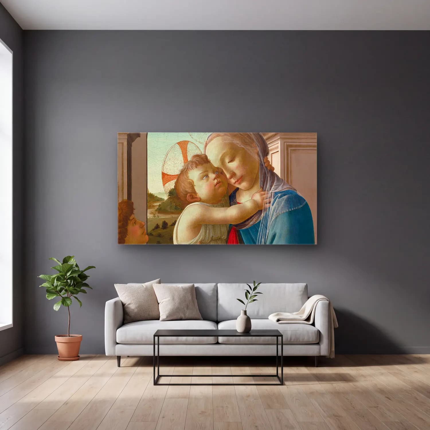 Sandro Botticelli – Virgin and Child with an Angel cam tablo — gri duvarlı salonda