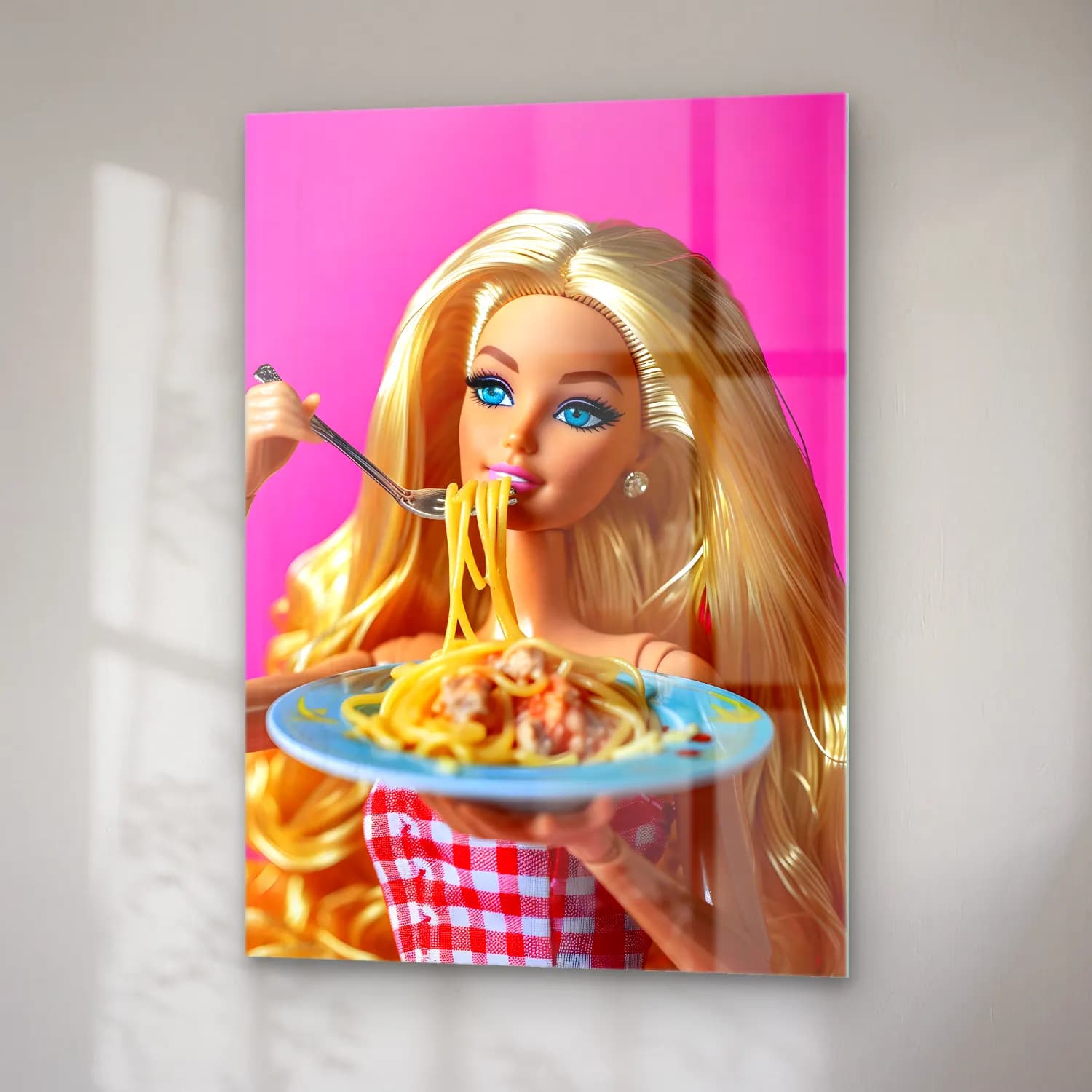 Pastel Makarna No. 3 cam tablo — sağ açıdan görünüm