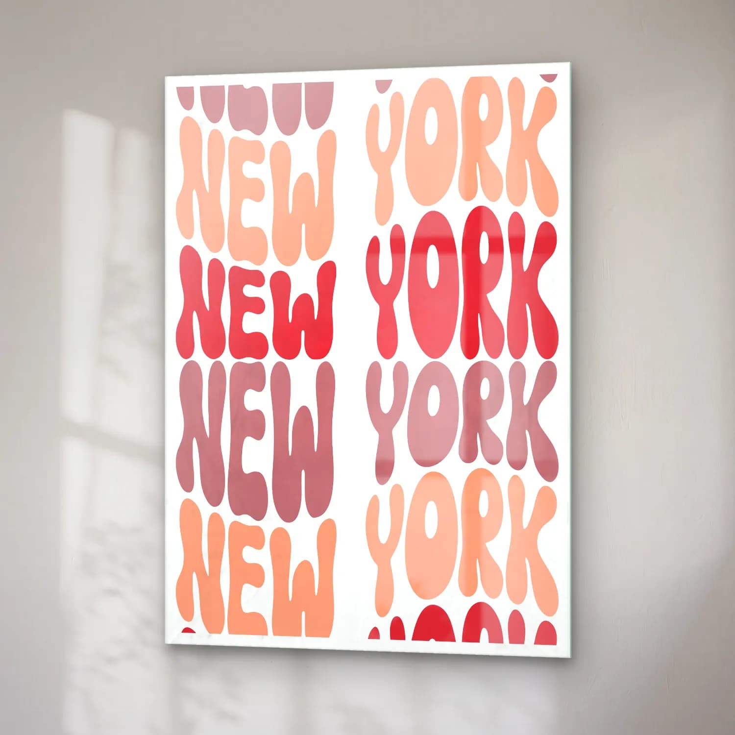 Retro New York Silüeti cam tablo — sağ açıdan görünüm