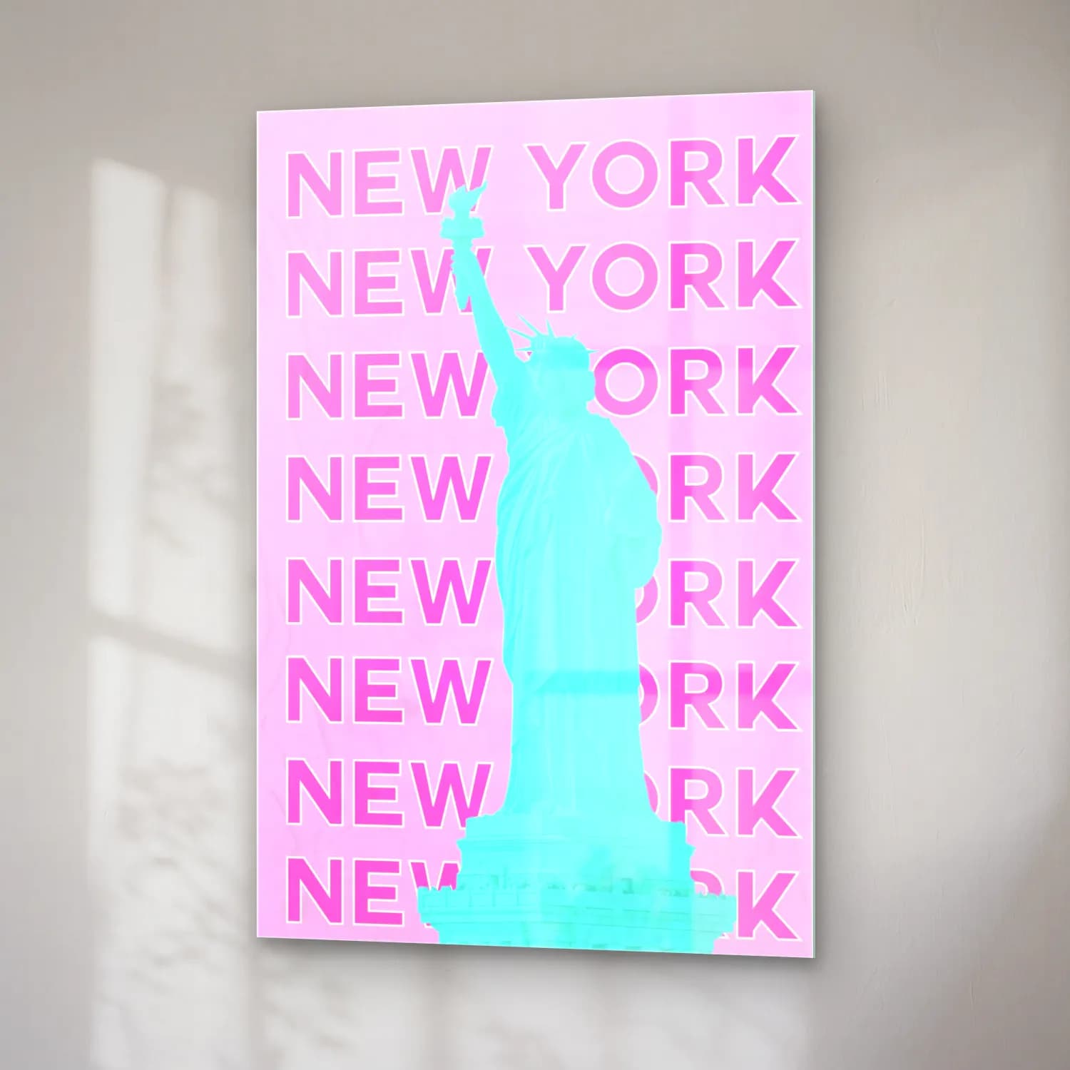 Pastel New York Silüeti No. 5 cam tablo — sağ açıdan görünüm