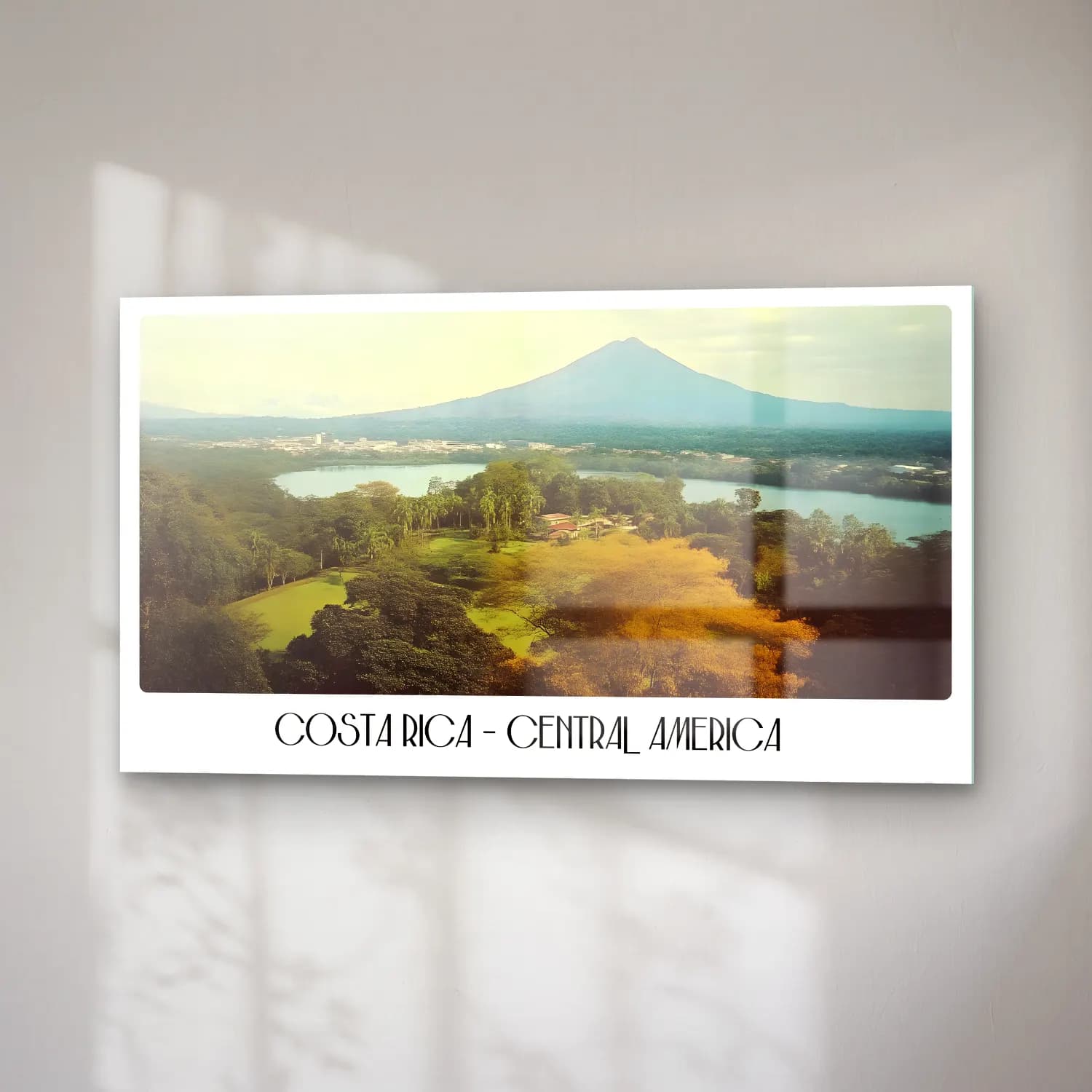 Vintage Poster Golf – Sarı Tonlar cam tablo — sağ açıdan görünüm