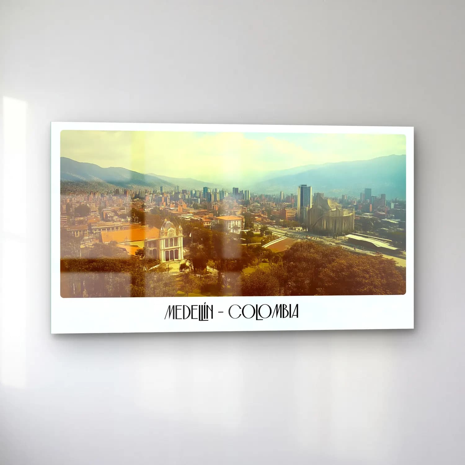 Pastel Akdeniz Sahil Kasabası No. 5 cam tablo — sol açıdan görünüm