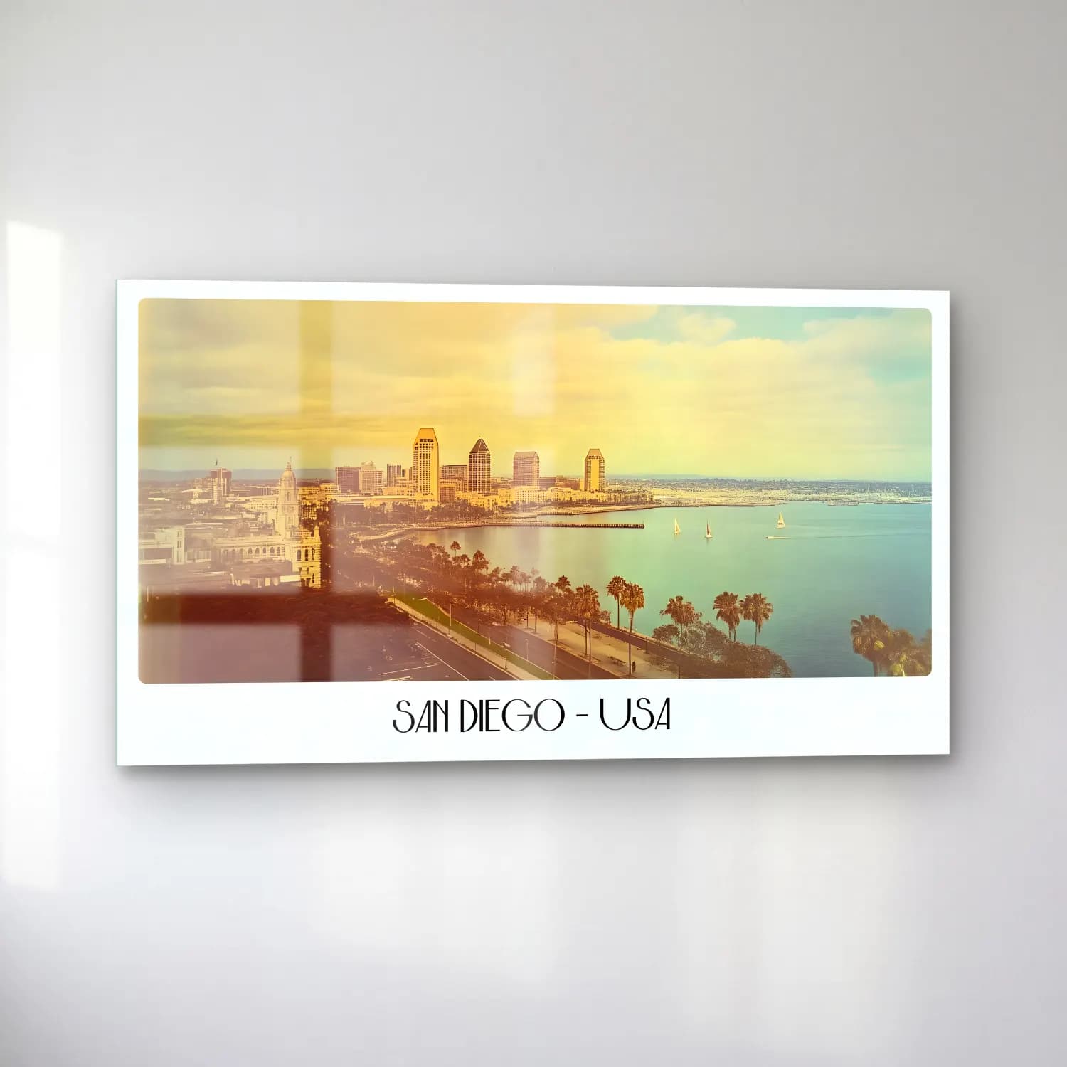 Pastel Liman ve Tekneler No. 5 cam tablo — sol açıdan görünüm