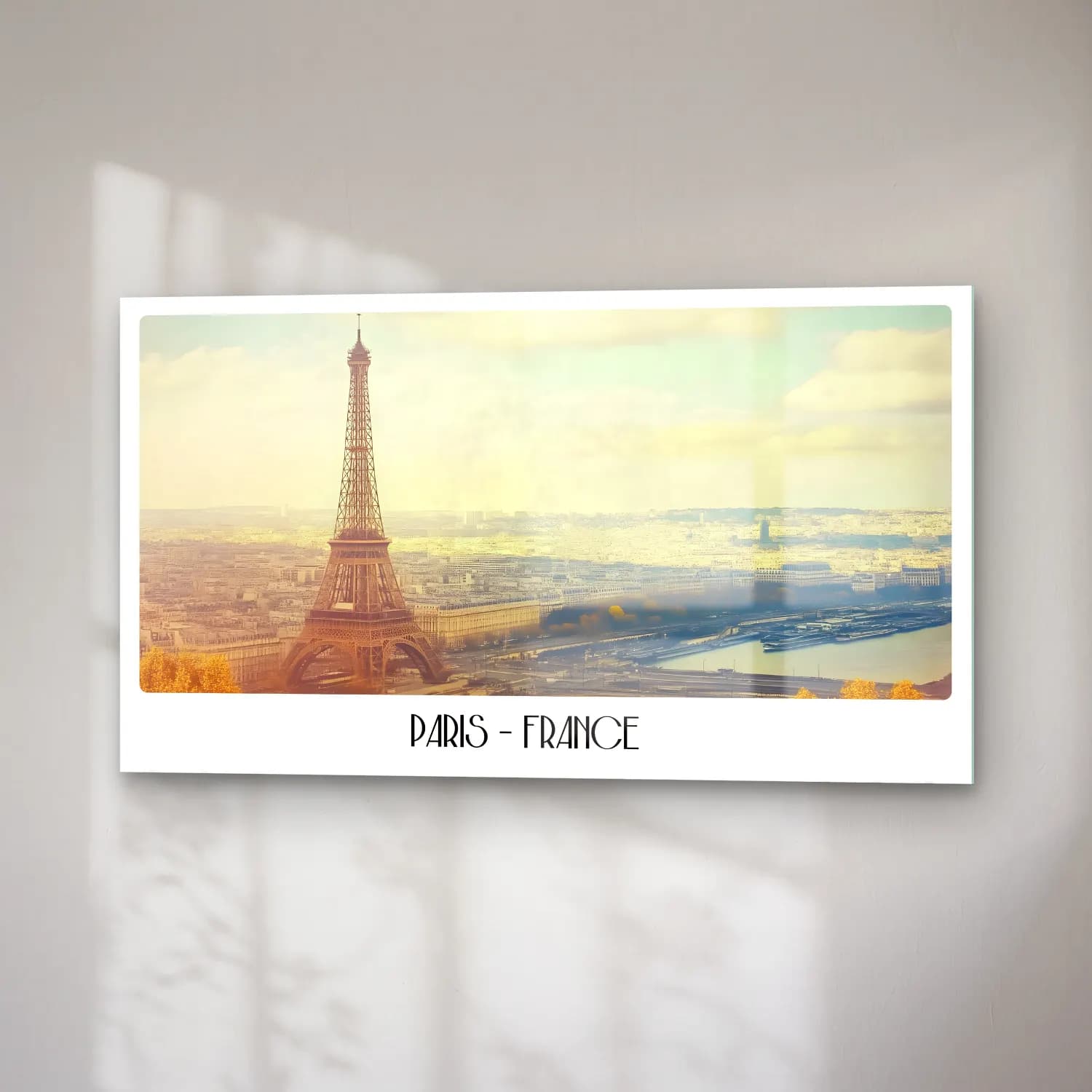 Pastel Paris ve Eyfel Kulesi No. 8 cam tablo — sağ açıdan görünüm