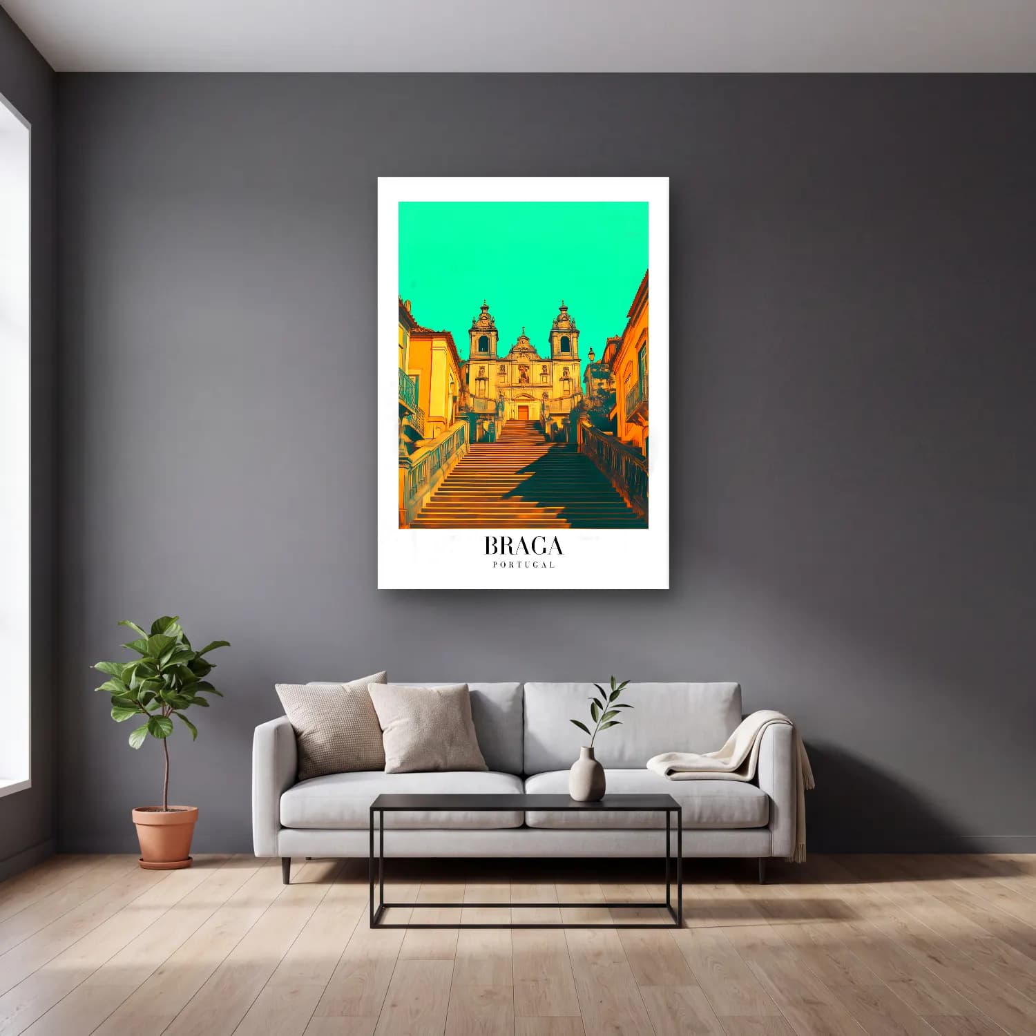 Pastel Katedral No. 12 cam tablo — gri duvarlı salonda