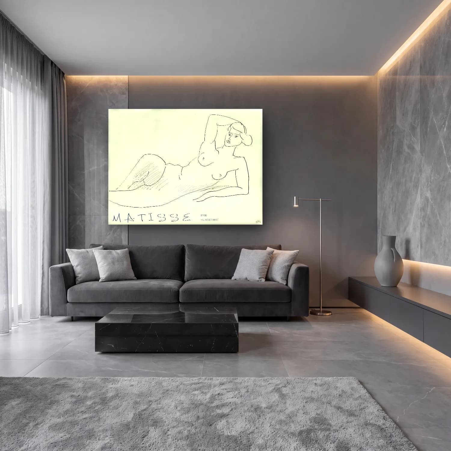 Çizgi Sanatı Figür Çalışması No. 16 cam tablo — lüks salon duvarında