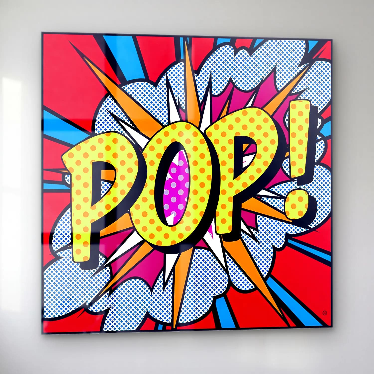 Pop Art Yazılı Tasarım – Kırmızı Tonlar cam tablo — sol açıdan görünüm