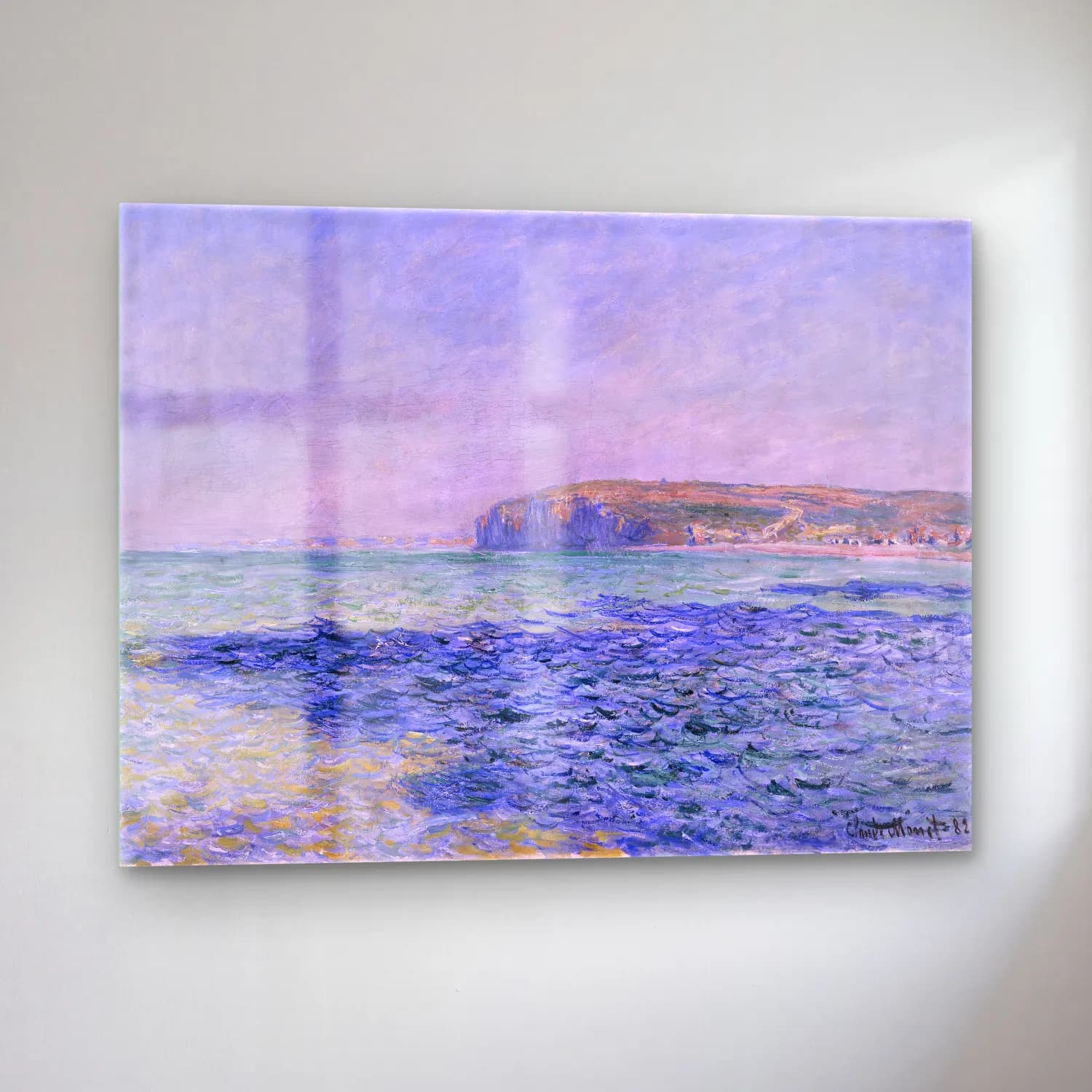 Claude Monet – Dalgalı Sahil cam tablo — sol açıdan görünüm