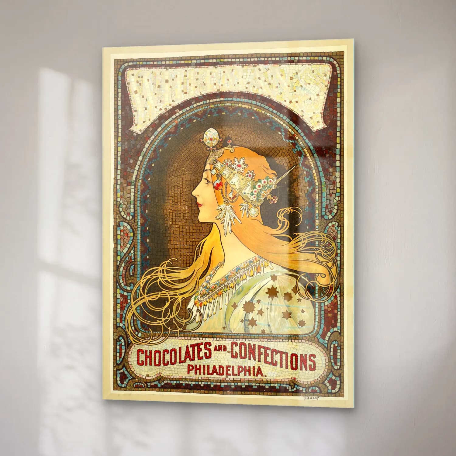 Vintage Poster Kadın Portresi No. 3 cam tablo — sağ açıdan görünüm