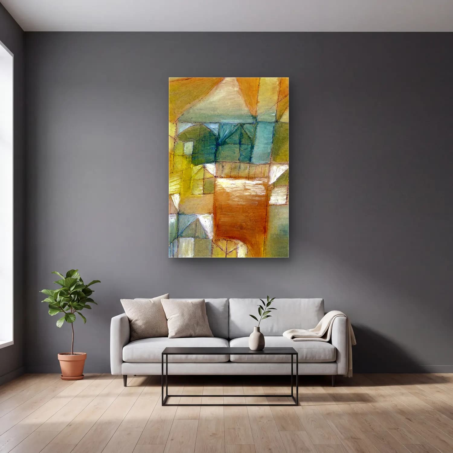 Paul Klee – Fasçsade brown-green cam tablo — gri duvarlı salonda