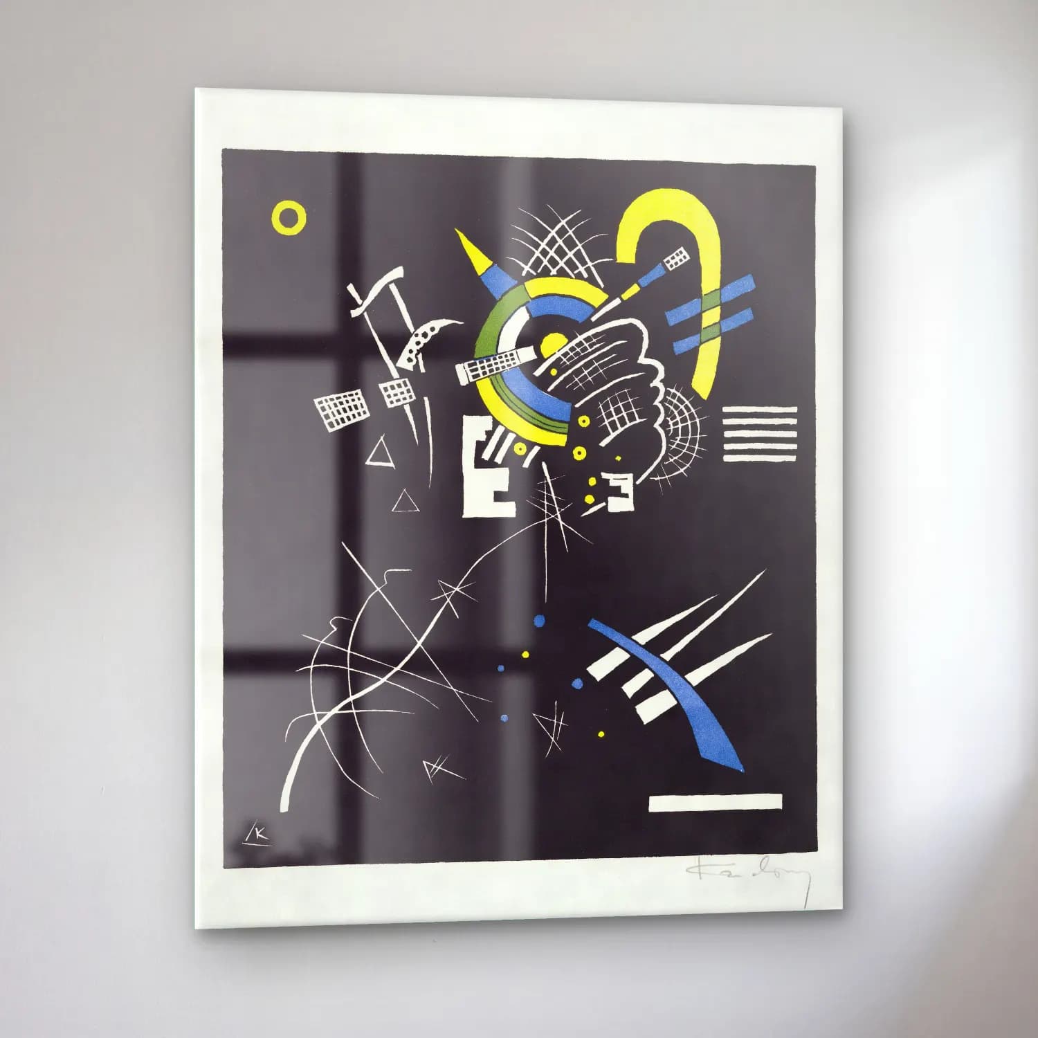 Bauhaus Soyut Formlar No. 36 cam tablo — sol açıdan görünüm