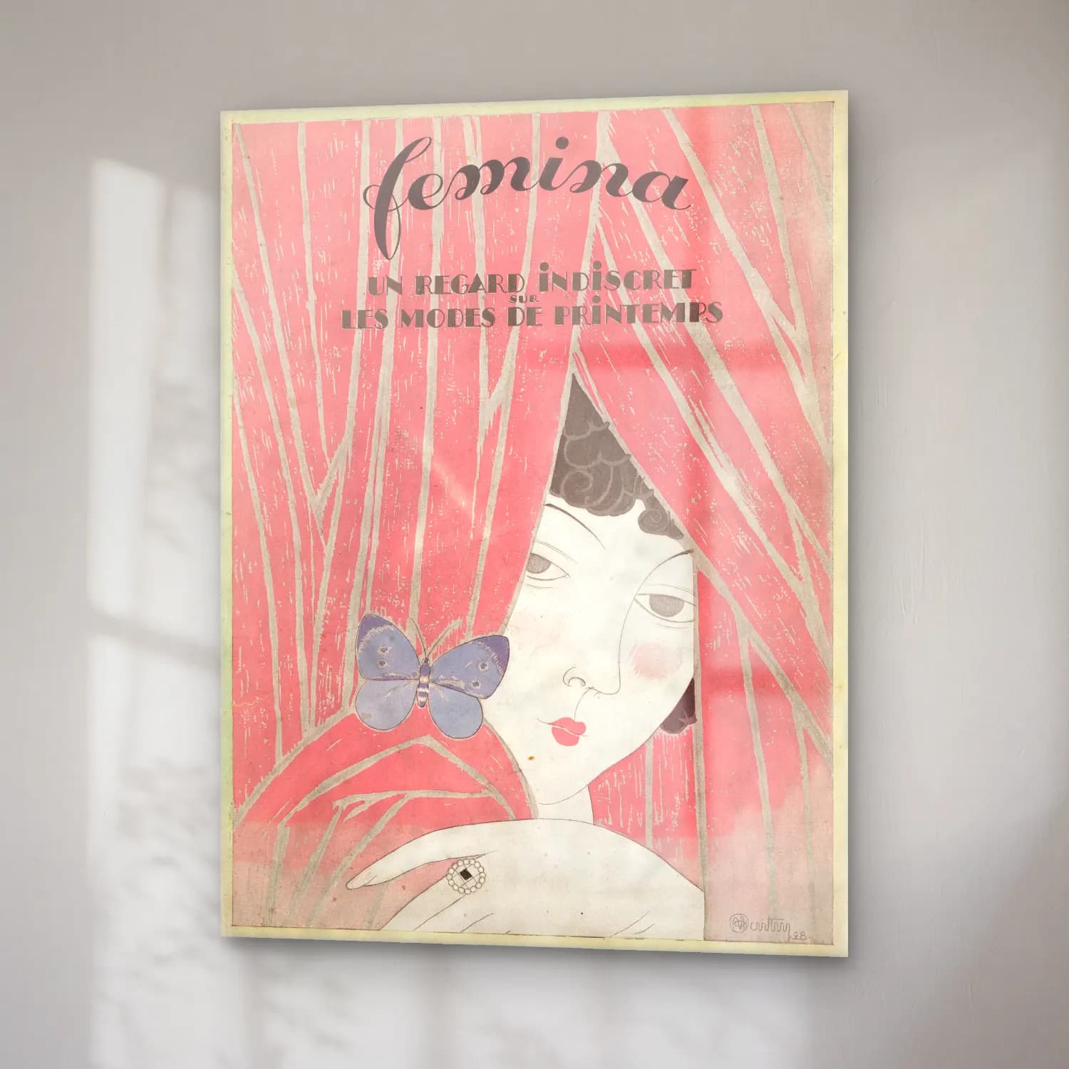Vintage Poster Elbiseli Kadın No. 32 cam tablo — sağ açıdan görünüm