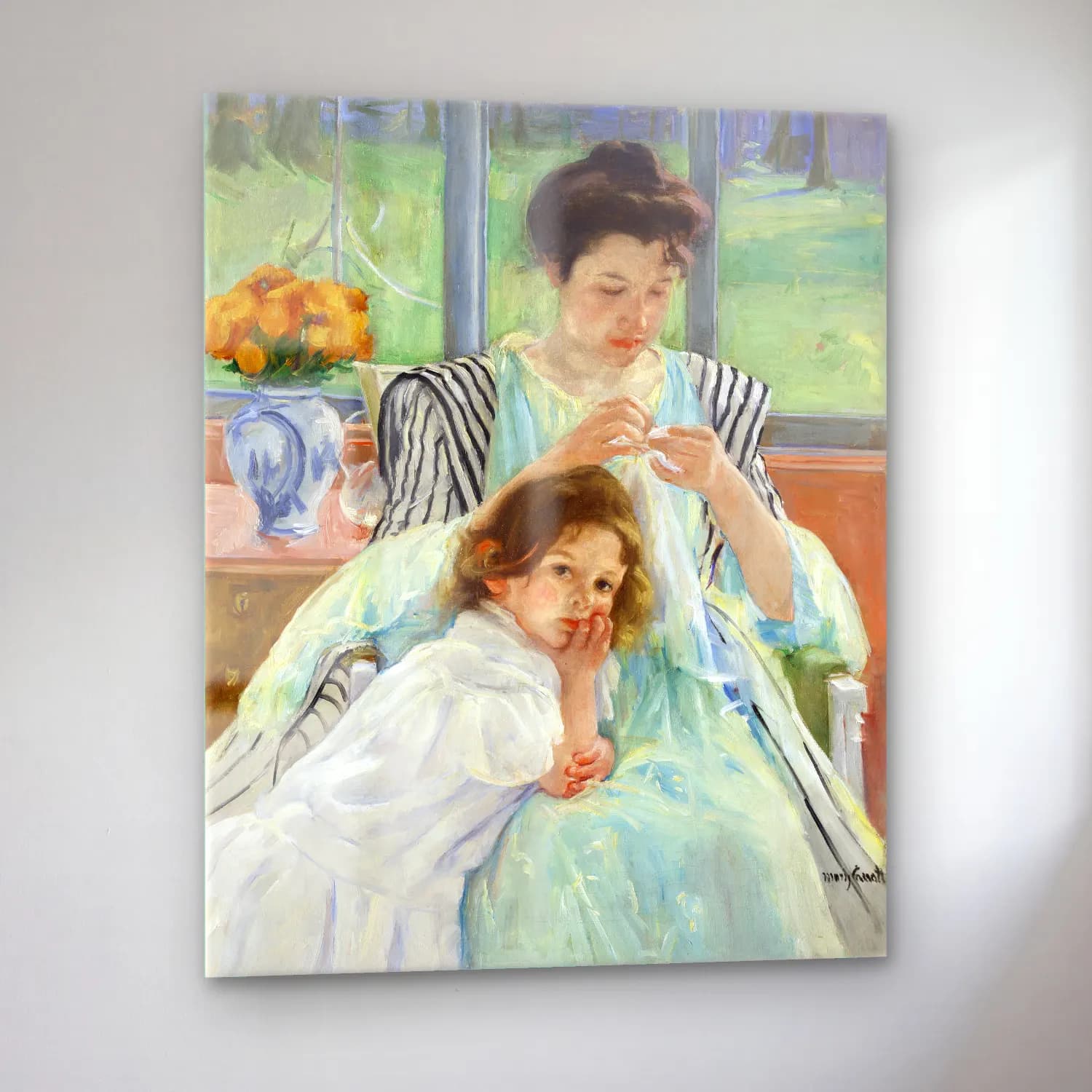Mary Cassatt – Young Mother Sewing cam tablo — sol açıdan görünüm