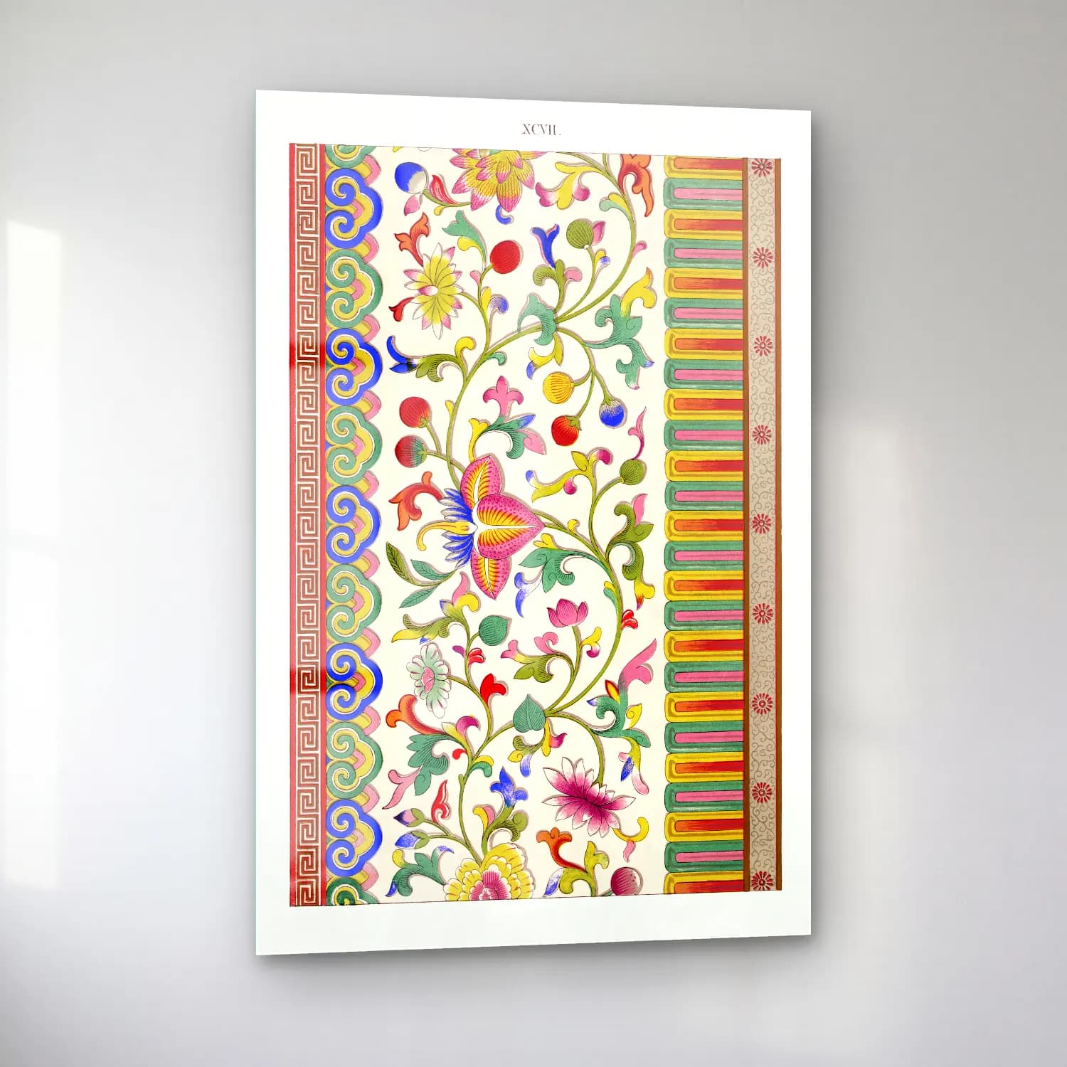 Maksimalist Çiçek Deseni No. 82 cam tablo — sol açıdan görünüm