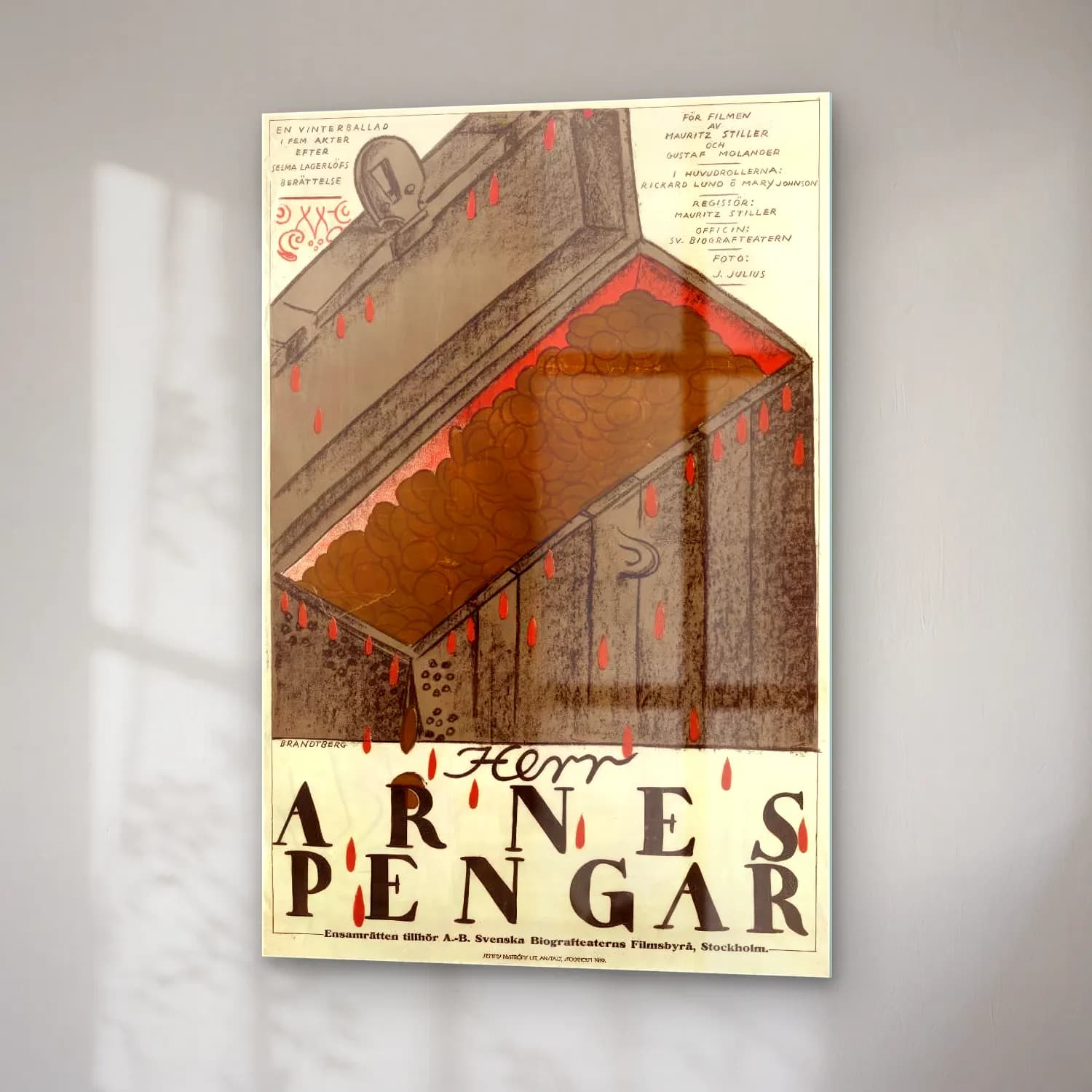 Vintage Poster Mumlar – Kırmızı Tonlar cam tablo — sağ açıdan görünüm