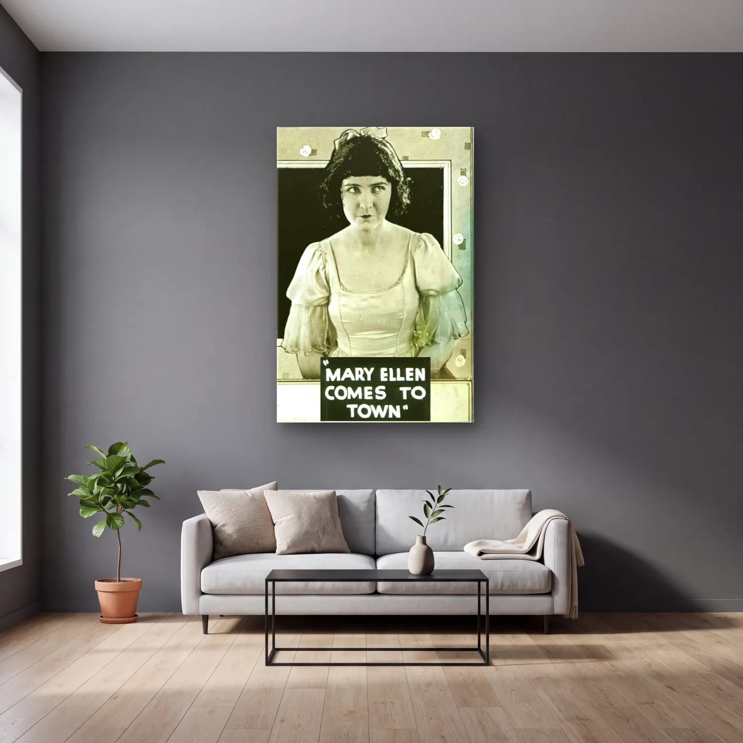 Vintage Poster Elbiseli Kadın No. 39 cam tablo — gri duvarlı salonda