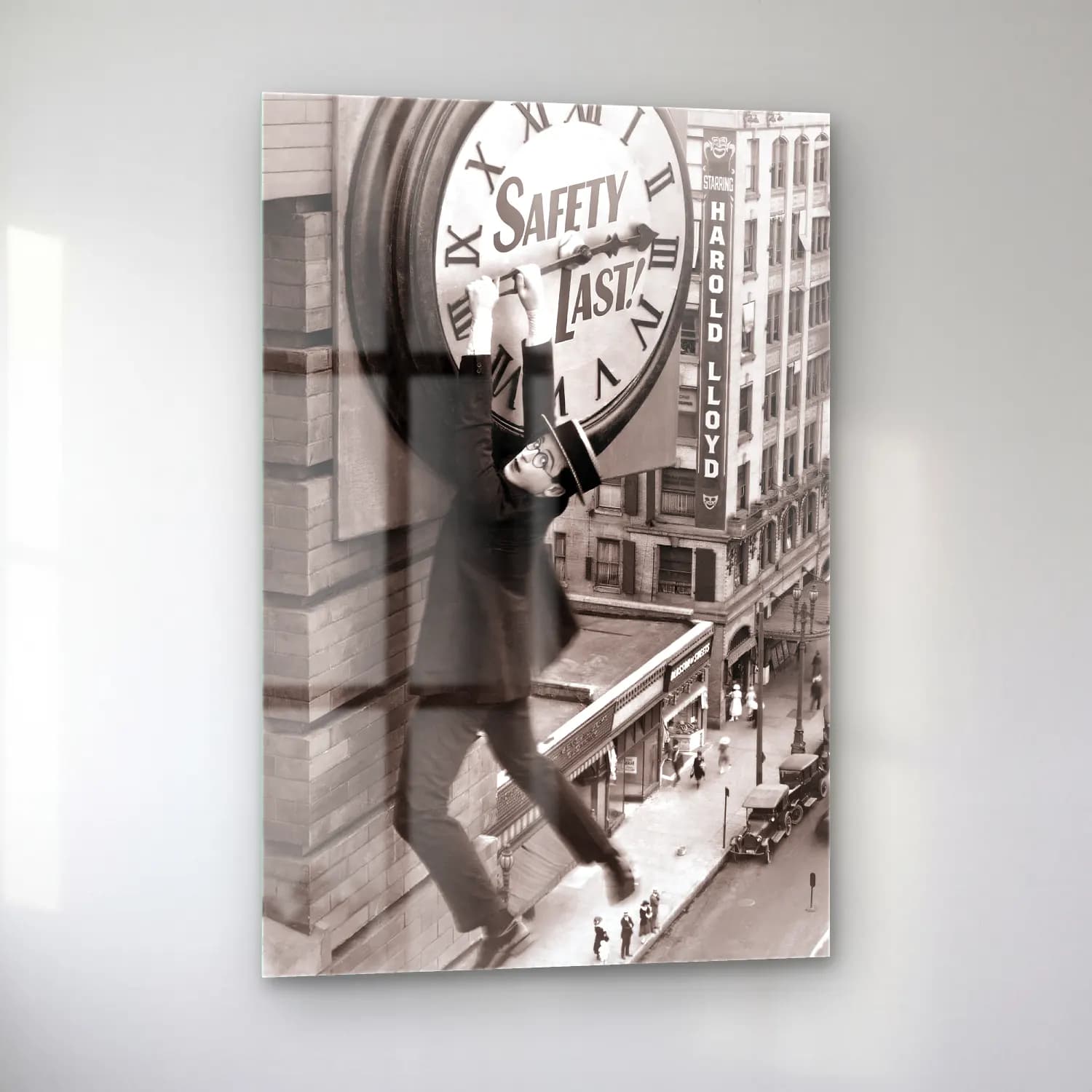 Vintage Poster Saat cam tablo — sol açıdan görünüm