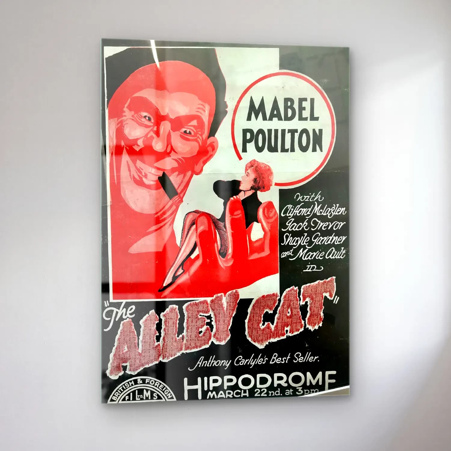 Vintage Poster Kedi No. 9 cam tablo — sol açıdan görünüm