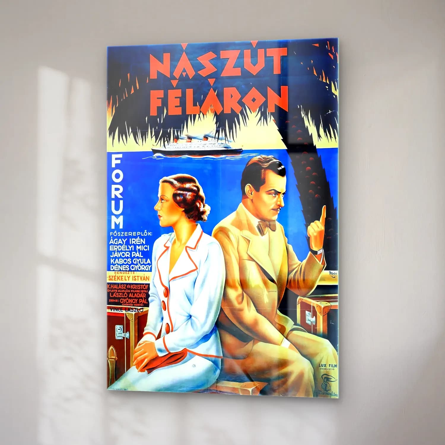 Vintage Poster Sahilde İnsanlar No. 6 cam tablo — sağ açıdan görünüm