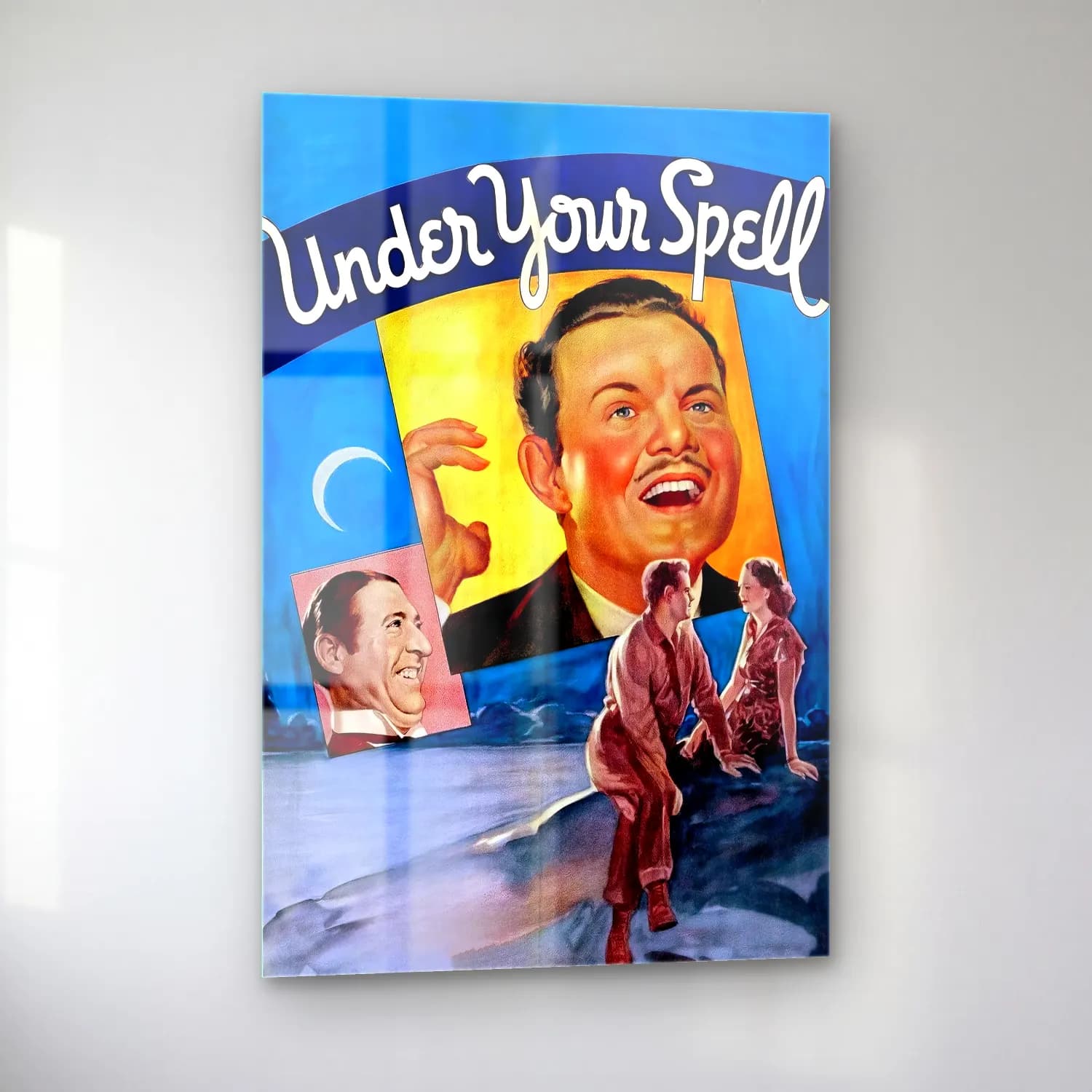 Vintage Poster Erkek Portresi No. 21 cam tablo — sol açıdan görünüm