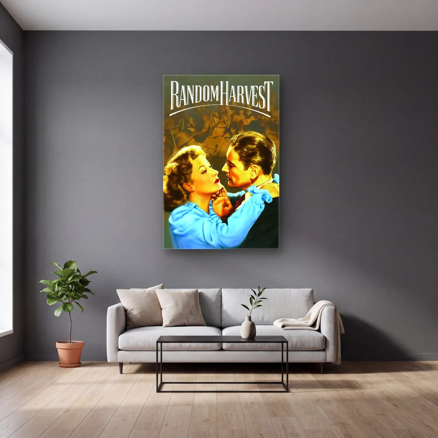 Vintage Poster Aşıklar No. 45 cam tablo — gri duvarlı salonda