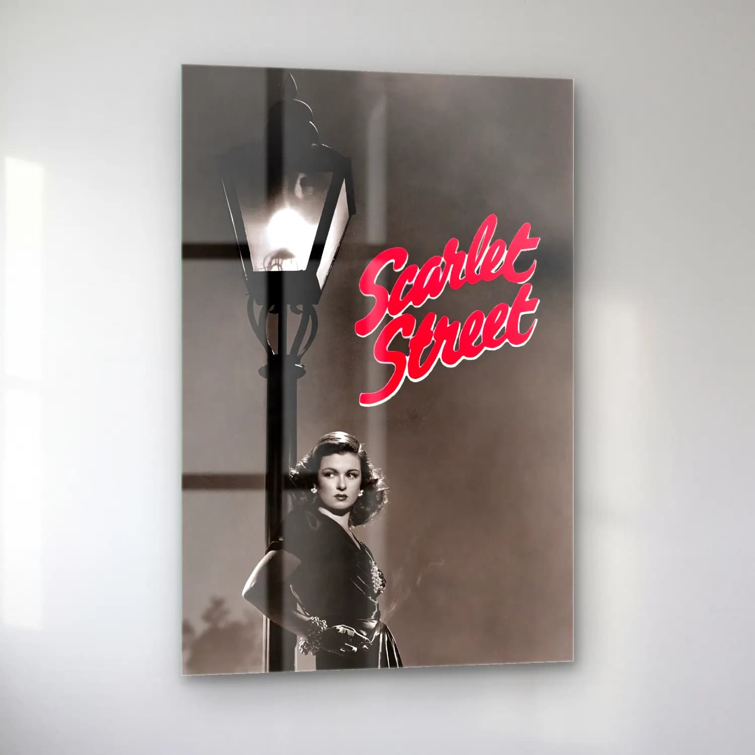 Vintage Poster Köy Sokağı – Kırmızı Tonlar cam tablo — sol açıdan görünüm